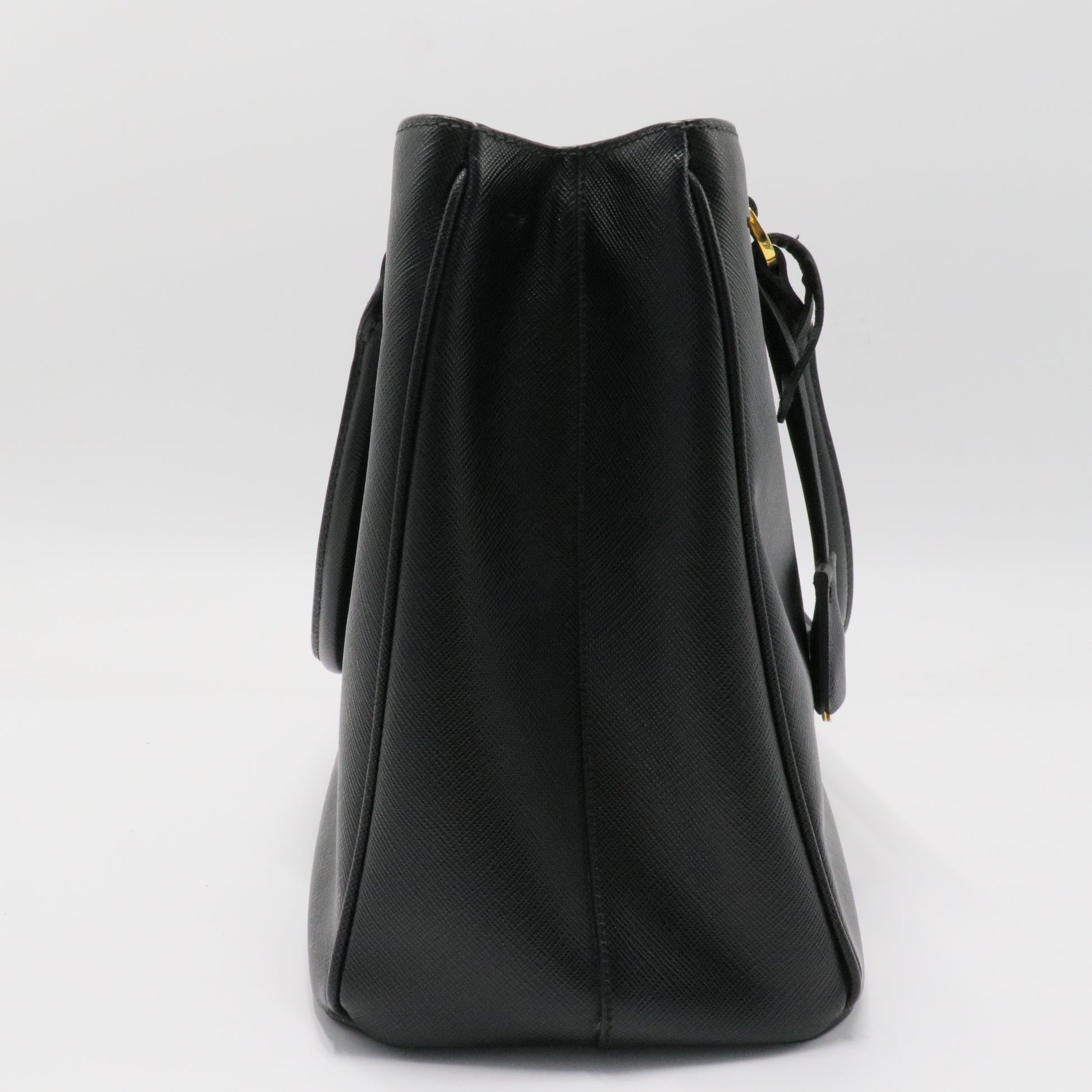 Saffiano Lux Medium Galleria Tote