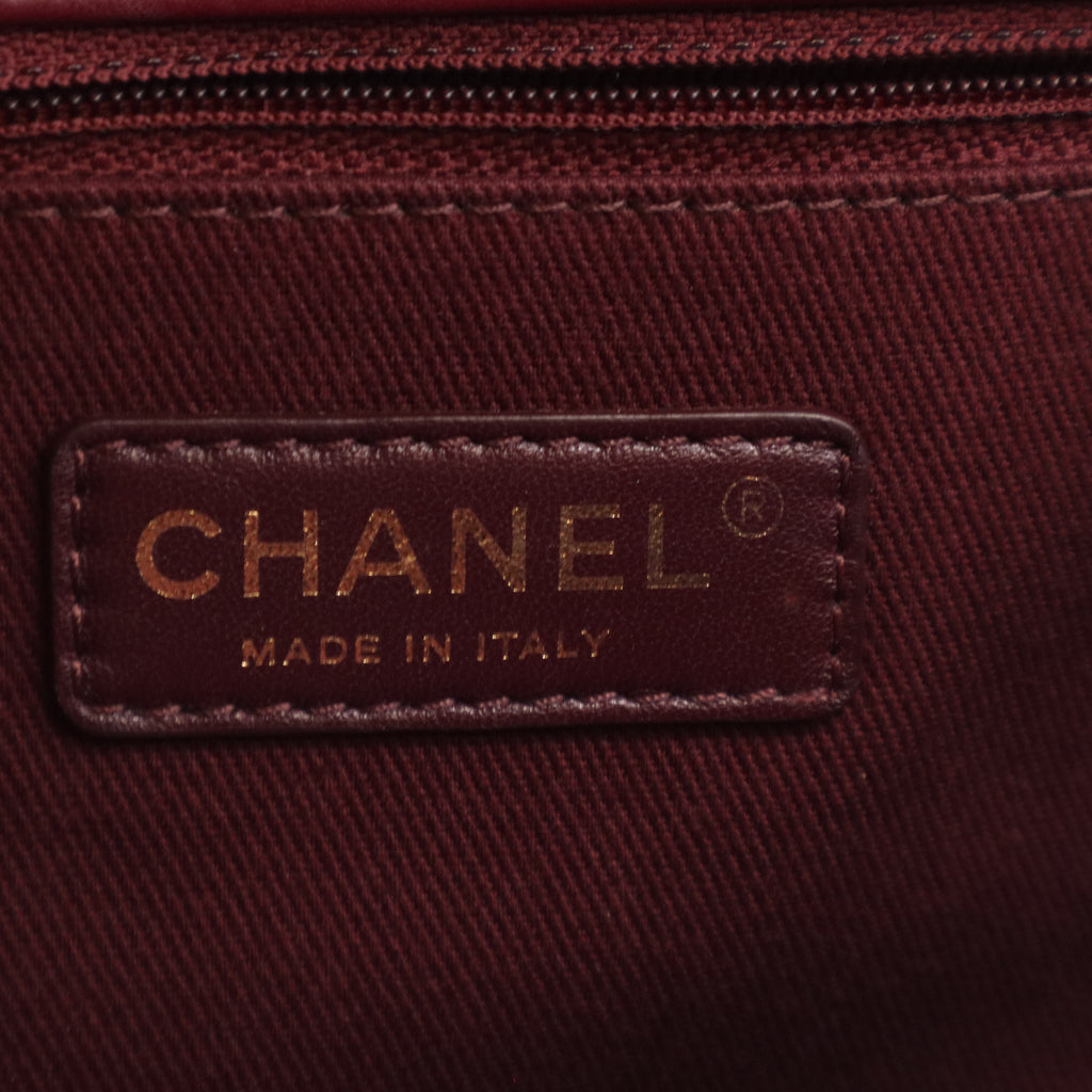 Calfskin Perfect Edge Medium Flap Burgundy