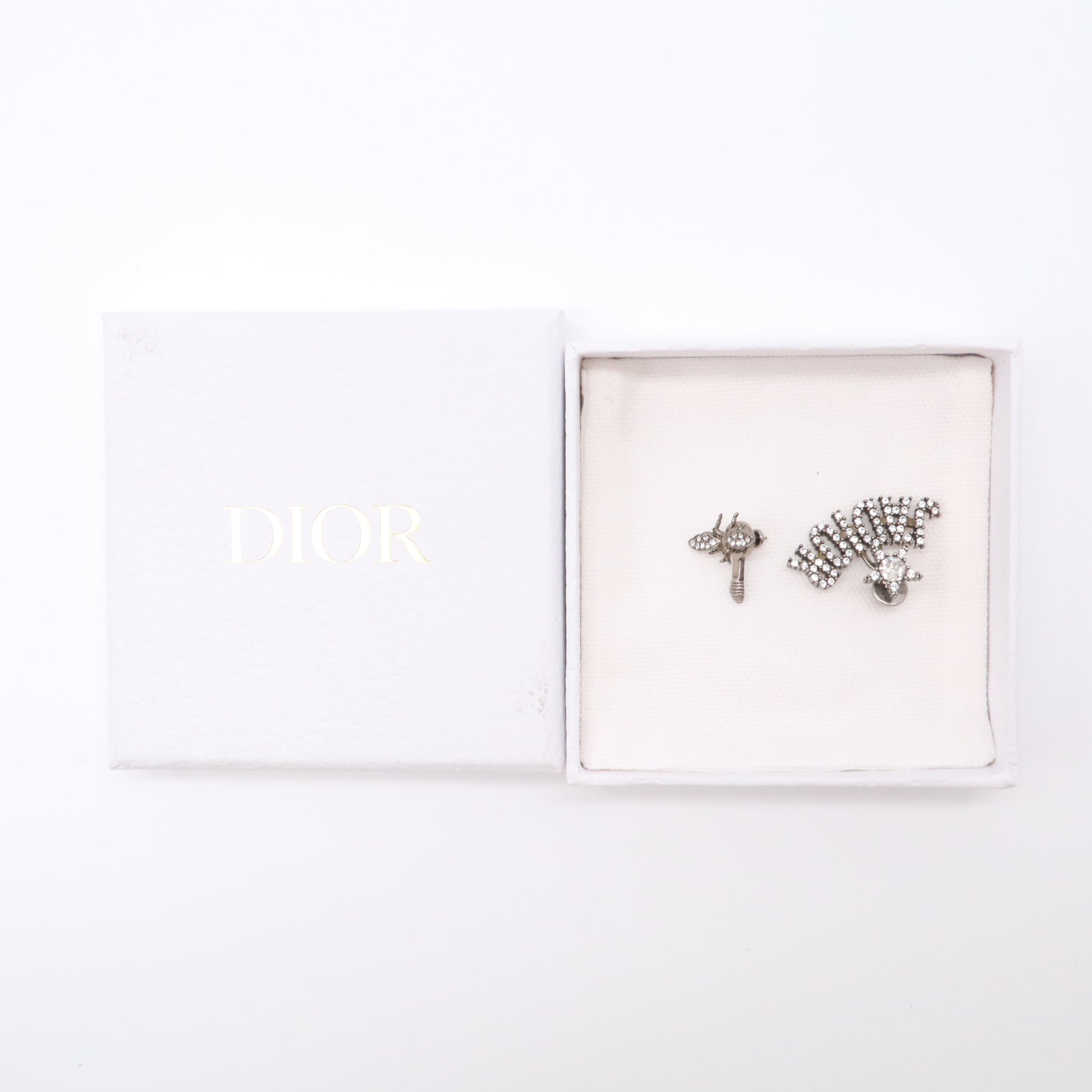 Dior Petit CD Bee Fan Asymmetric Stud Earrings W21609