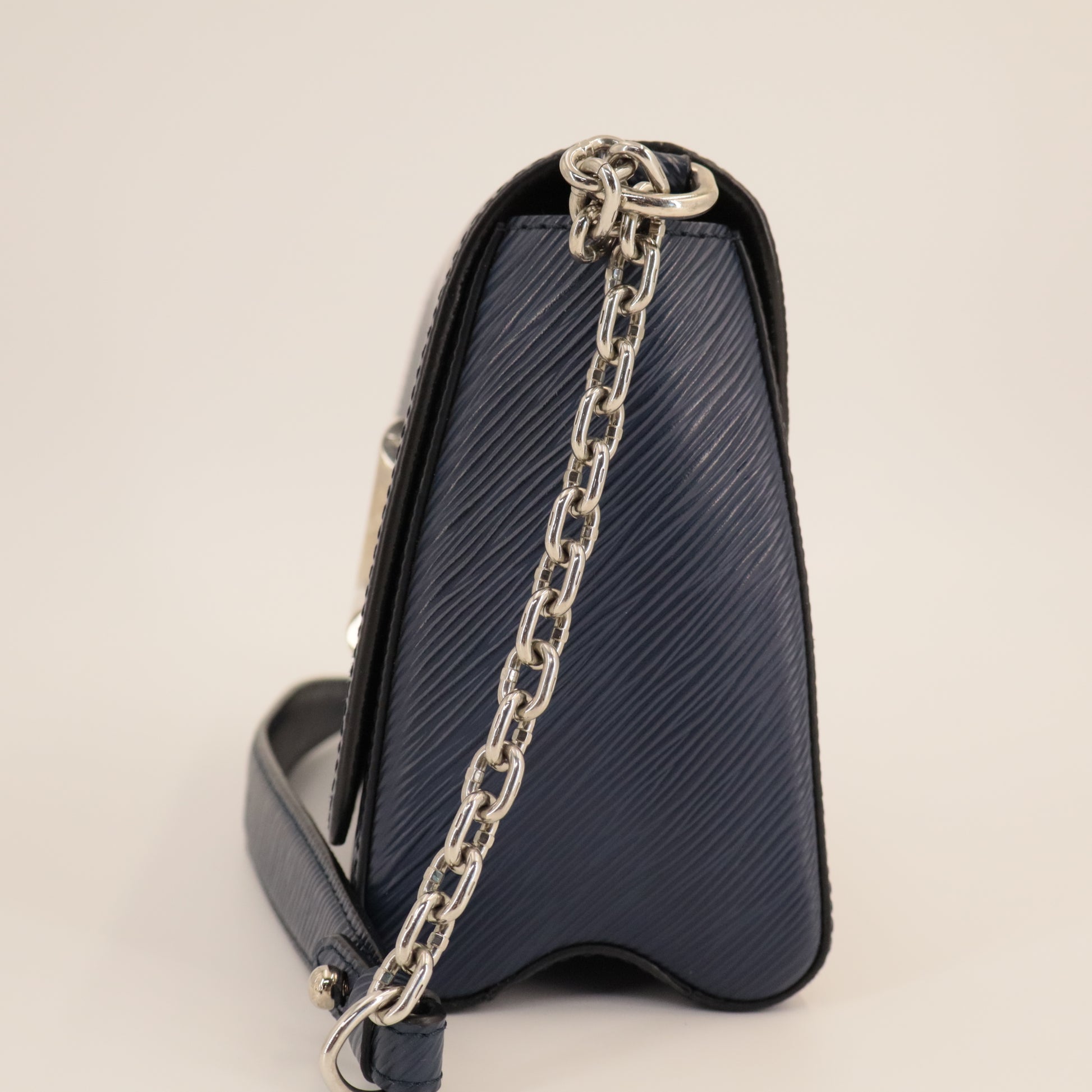 Louis Vuitton Epi Twist Shoulder Bag MM Indigo twins