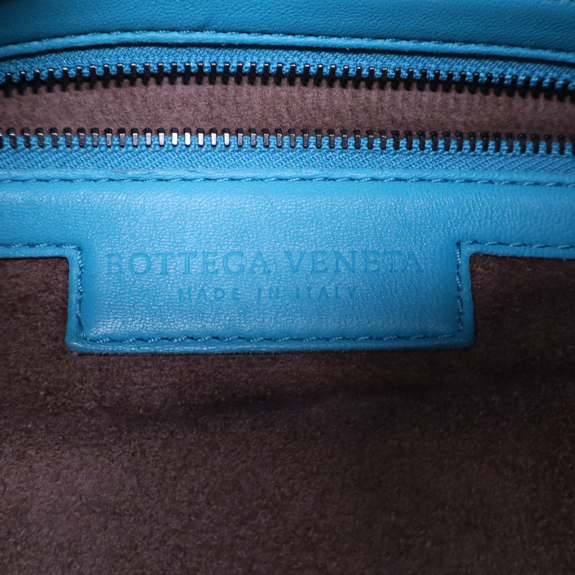 Nappa Intrecciato Boston PoolB21029