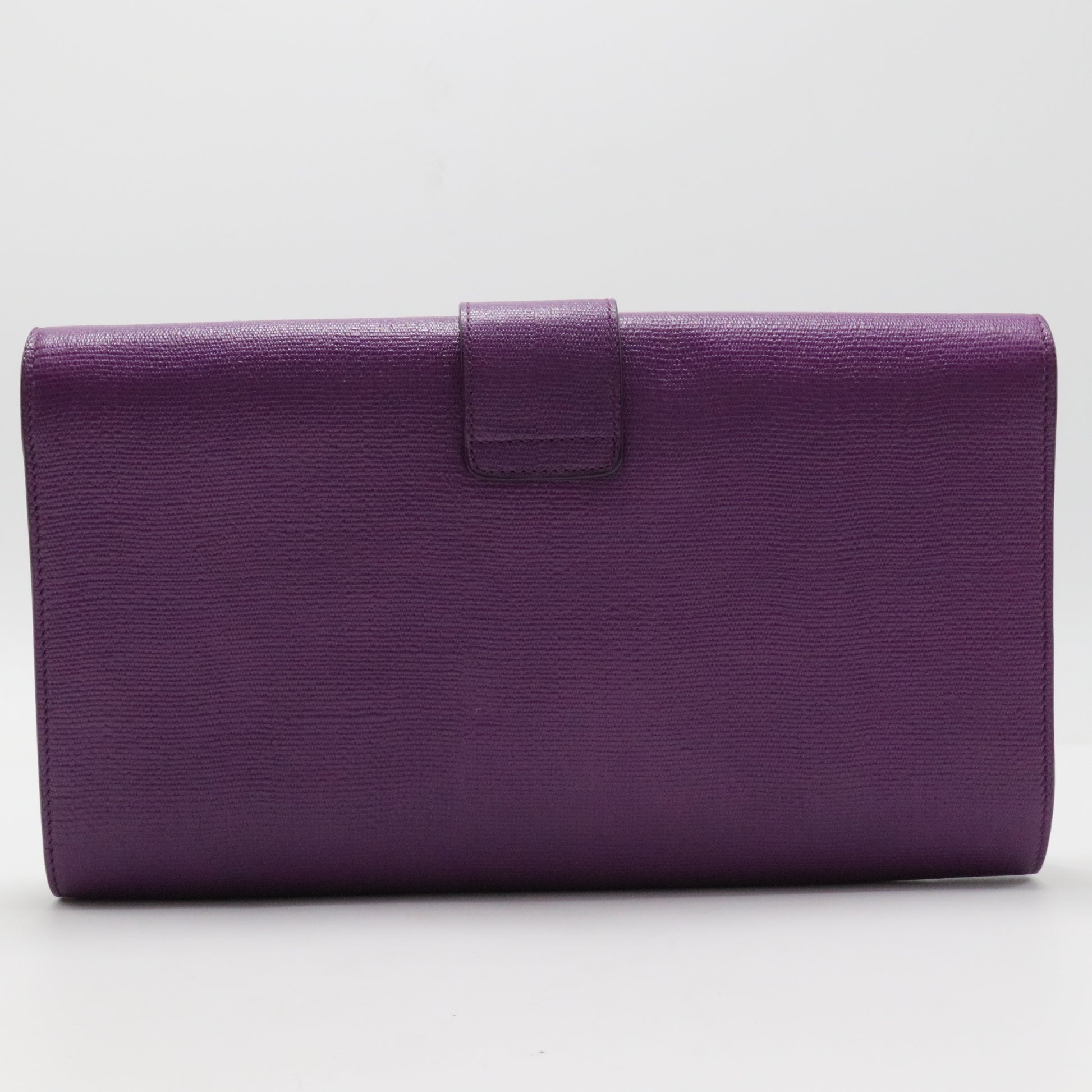 Chyc pouch in purple leather