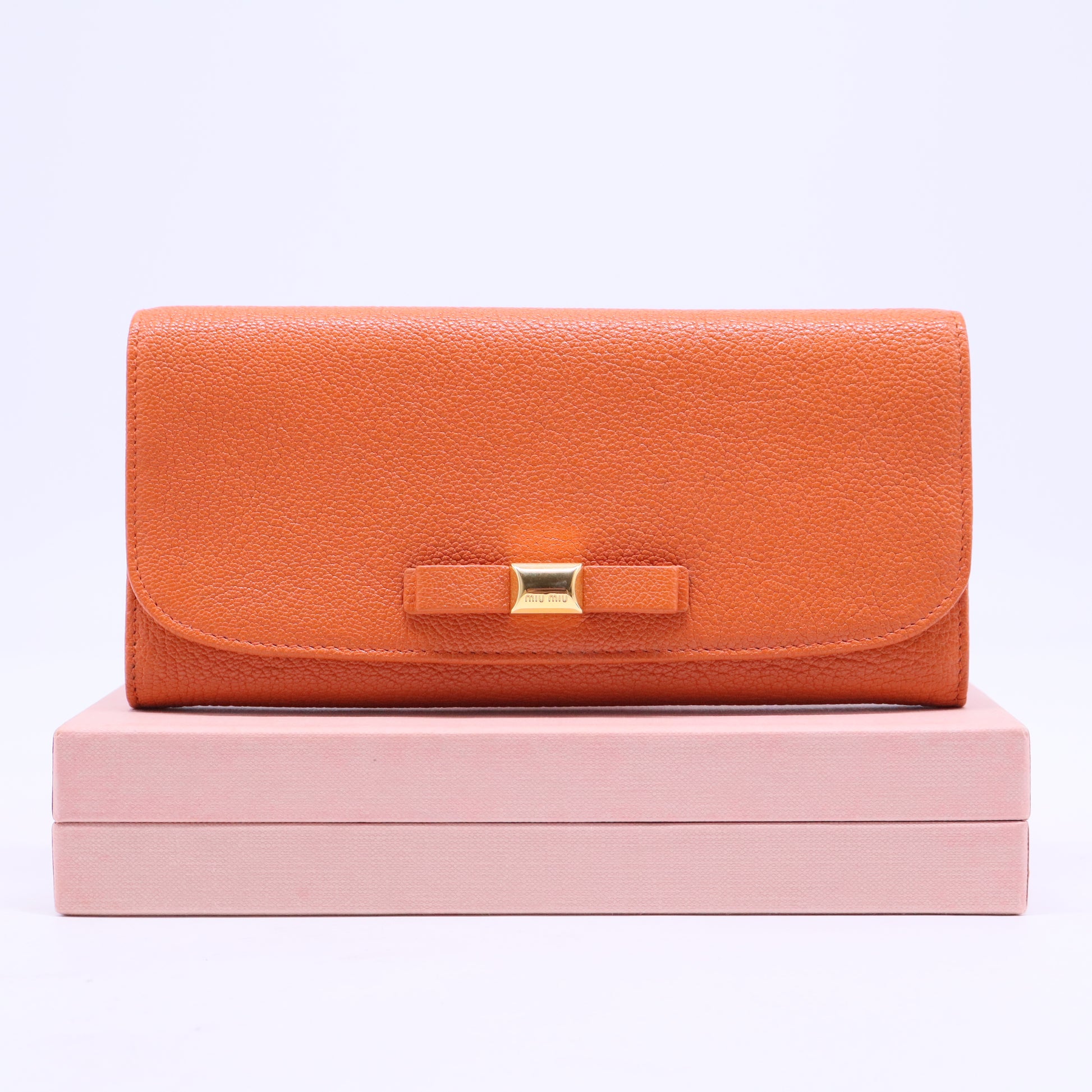 Continental Chain Wallet Embellished Matelasse Leather Twins W20383