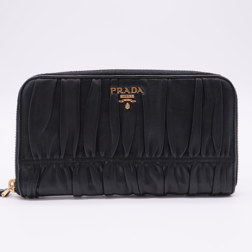 Nappa Gaufre Zip Around Wallet Cipria
