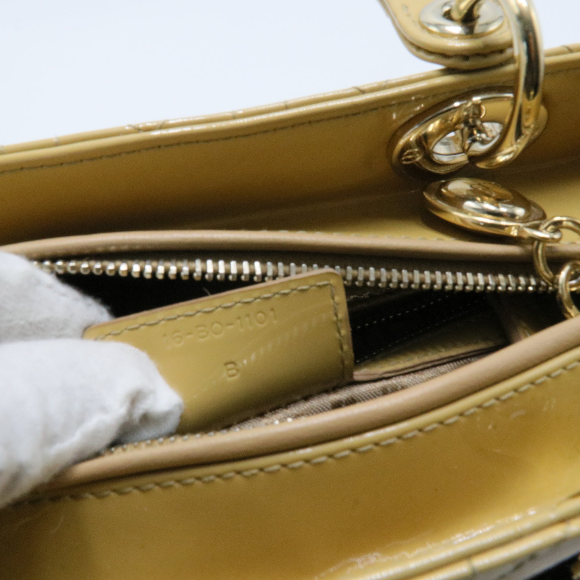 Lady Dior Bag Cannage Quilt Patent Medium