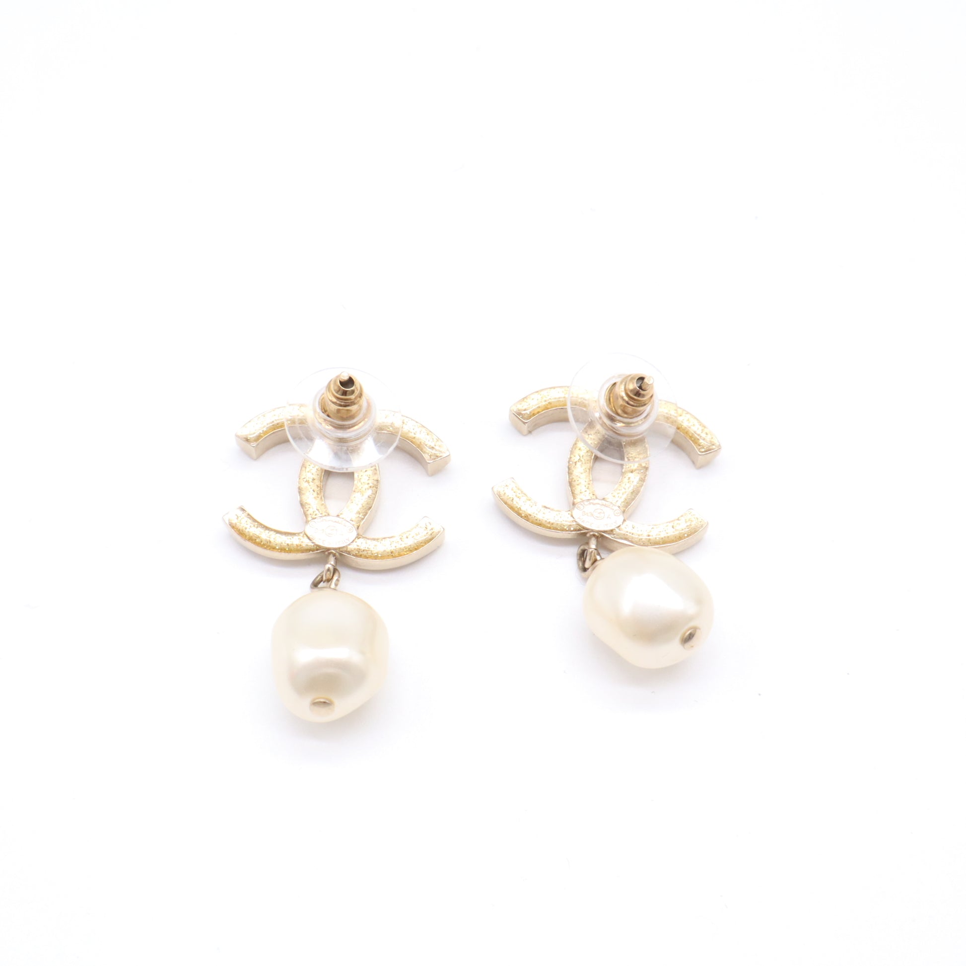 Chanel Interlocking CC Crystal Pearl Drop Earrings W21521