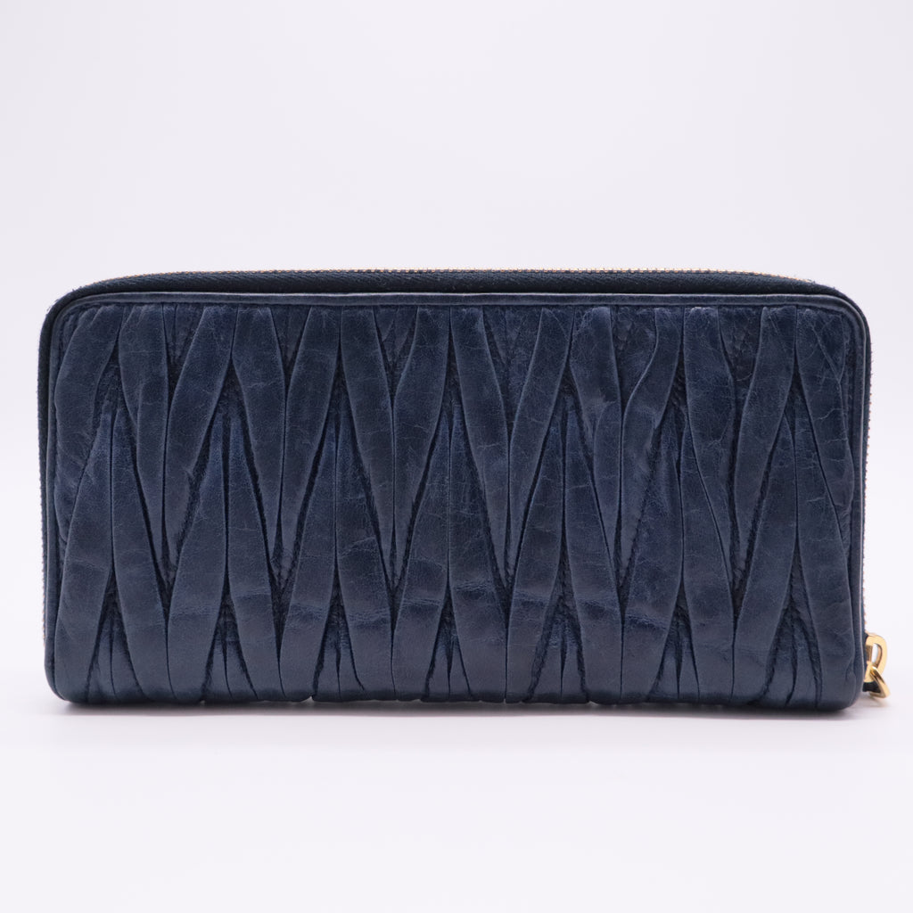 Continental Wallet Matelasse Leather Blue Gisel