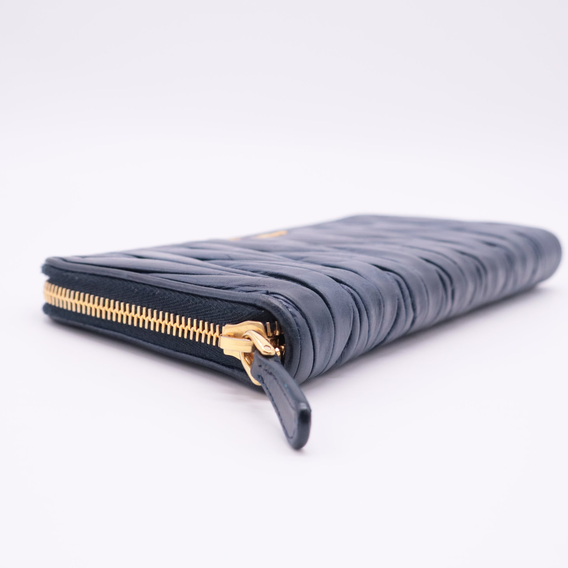 Continental Wallet Matelasse Leather Blue Gisel