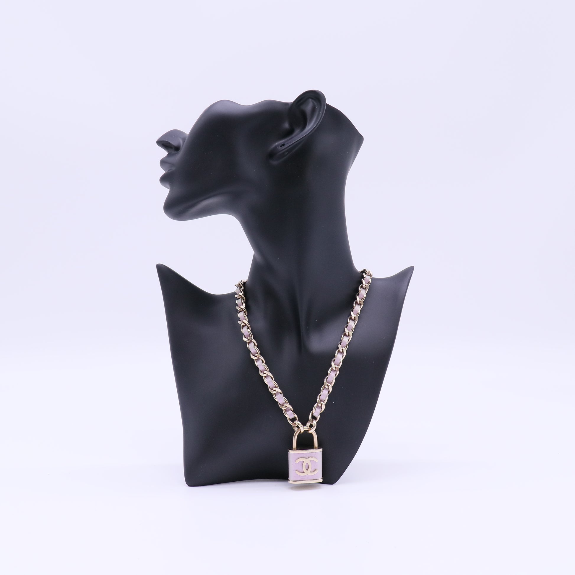 Chanel padlock necklace W21860