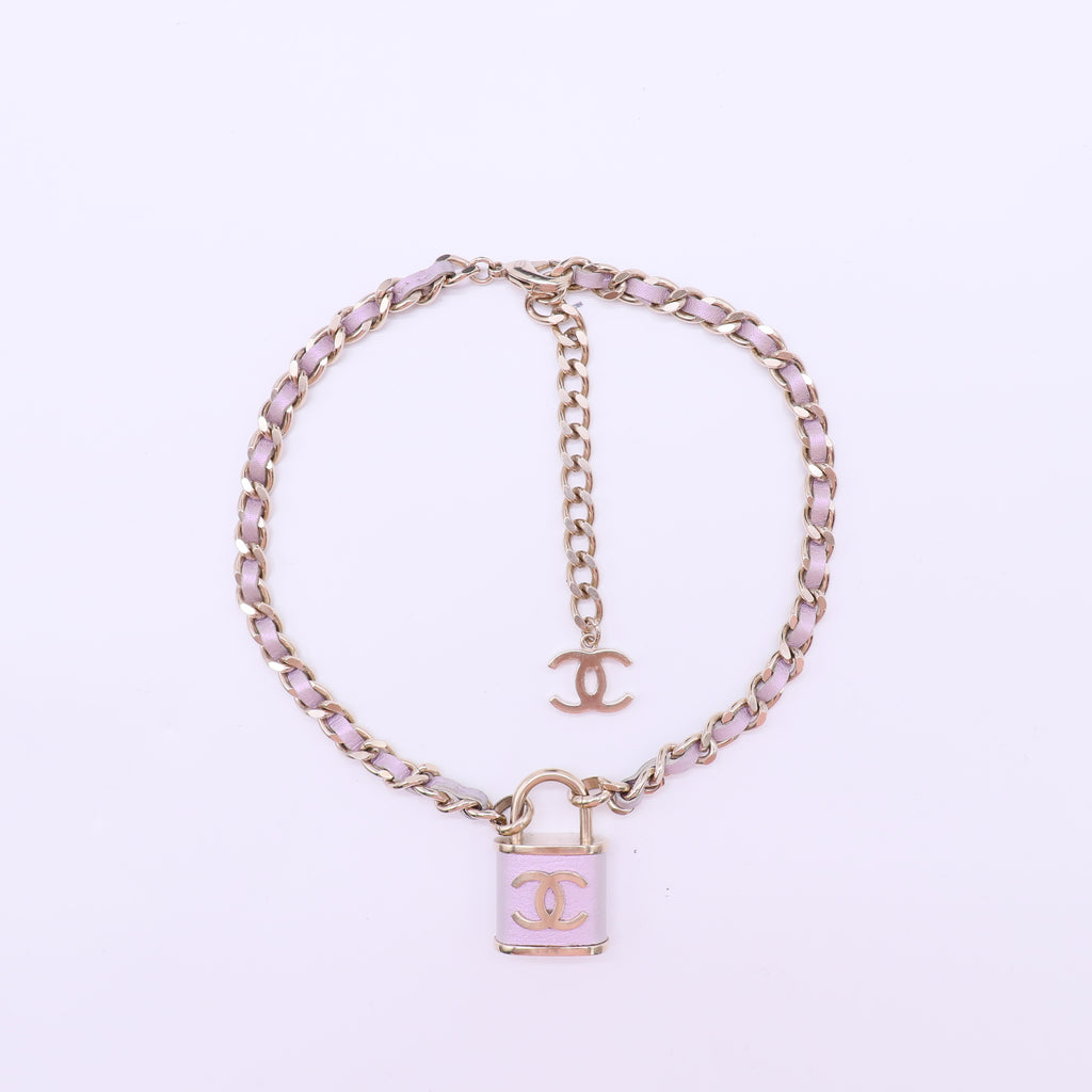 Chanel padlock necklace W21860