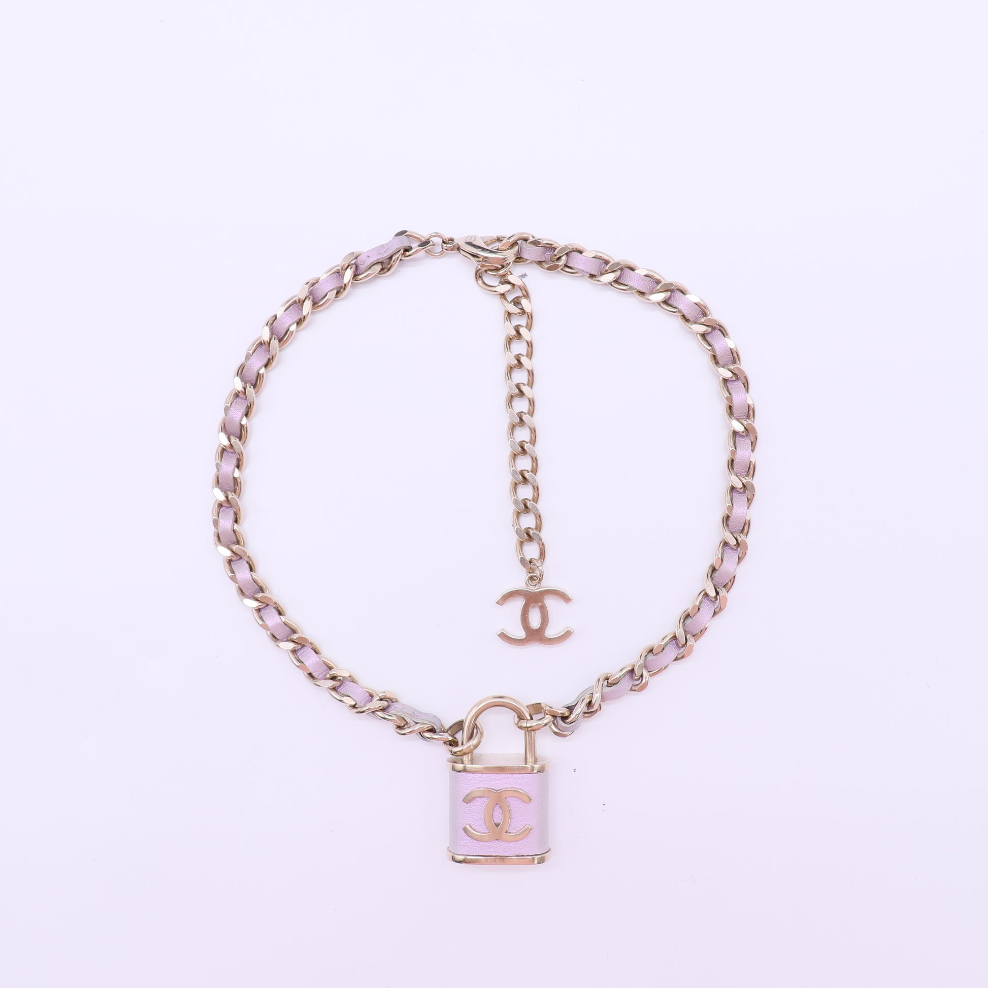 Chanel padlock necklace W21860