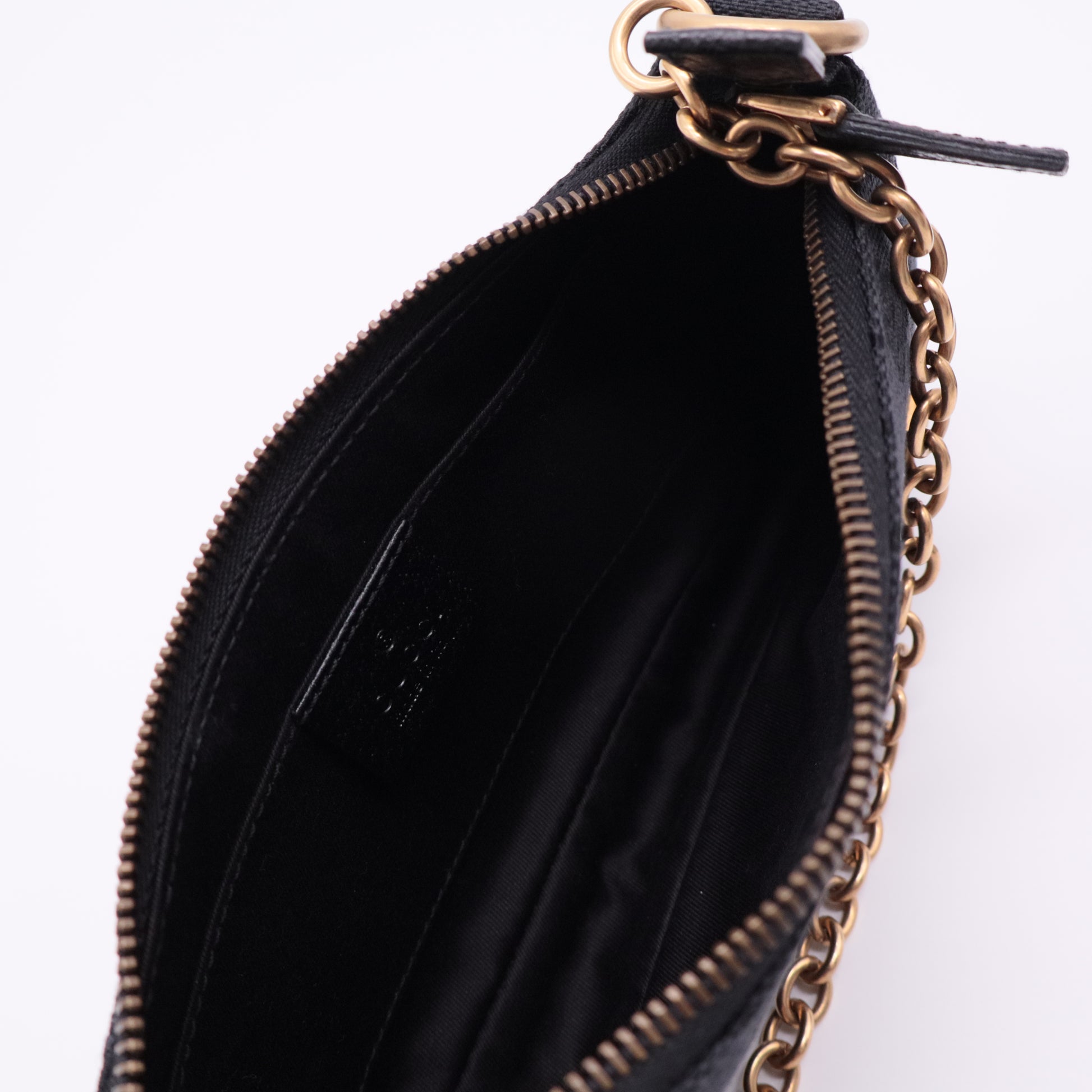 GG Canvas Nail Chain Pochette