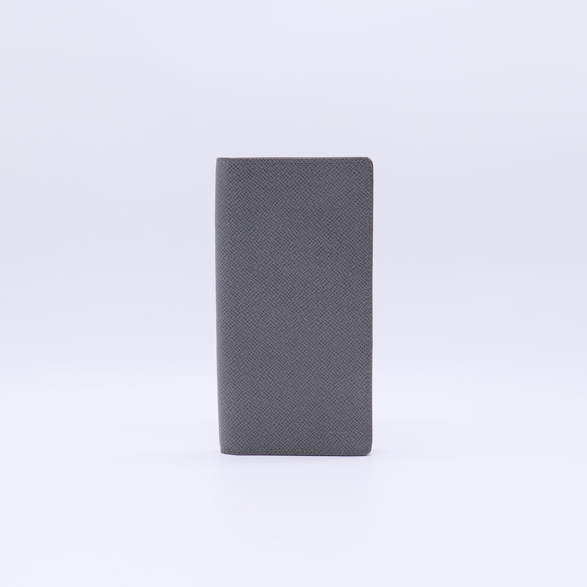 Louis Vuitton Taiga Leather Brazza Wallet W21634