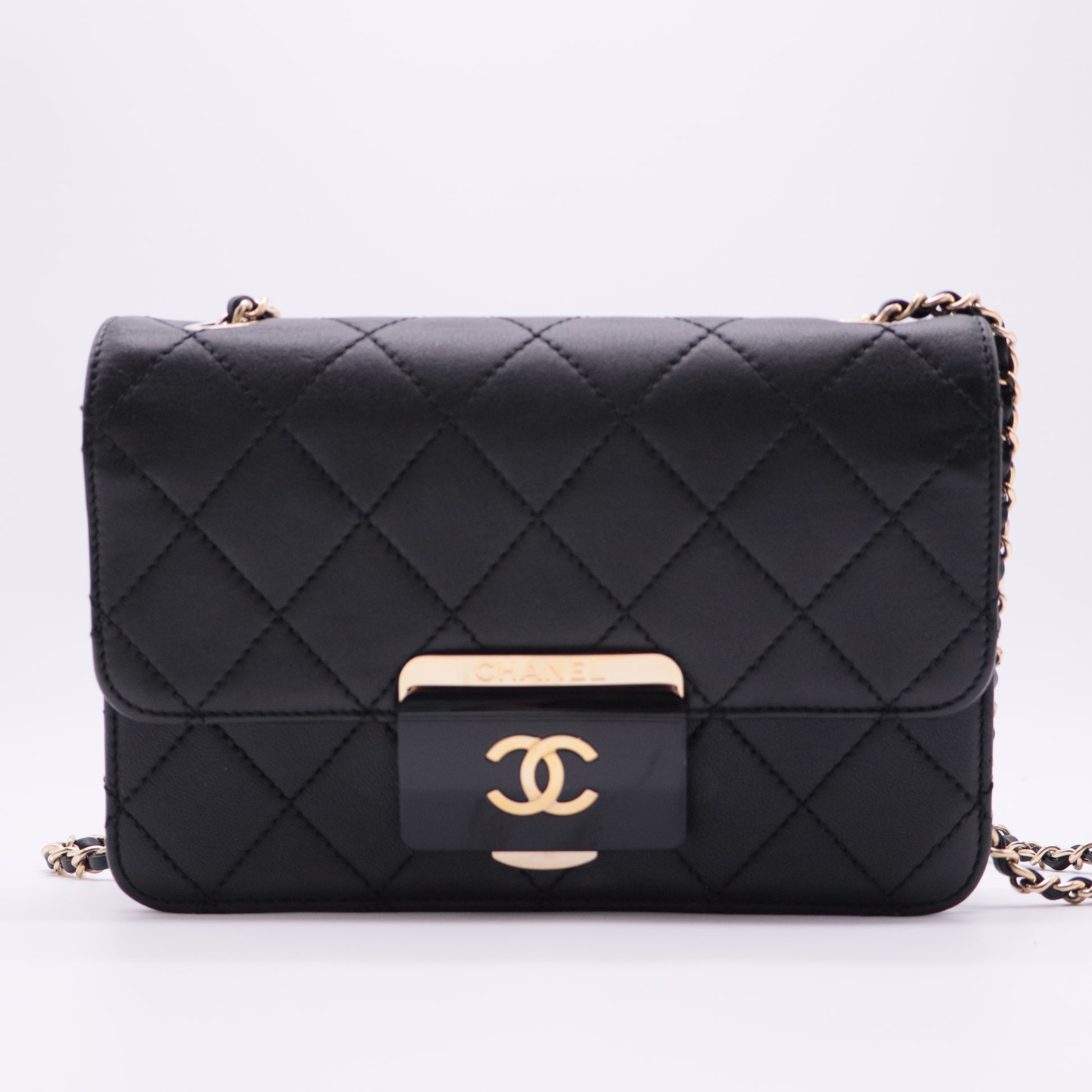 Beauty Lock Flap Bag Small