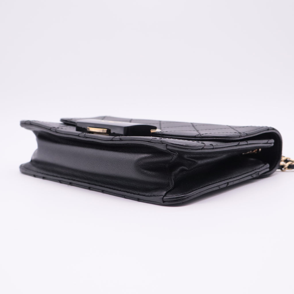 Beauty Lock Flap Bag Small