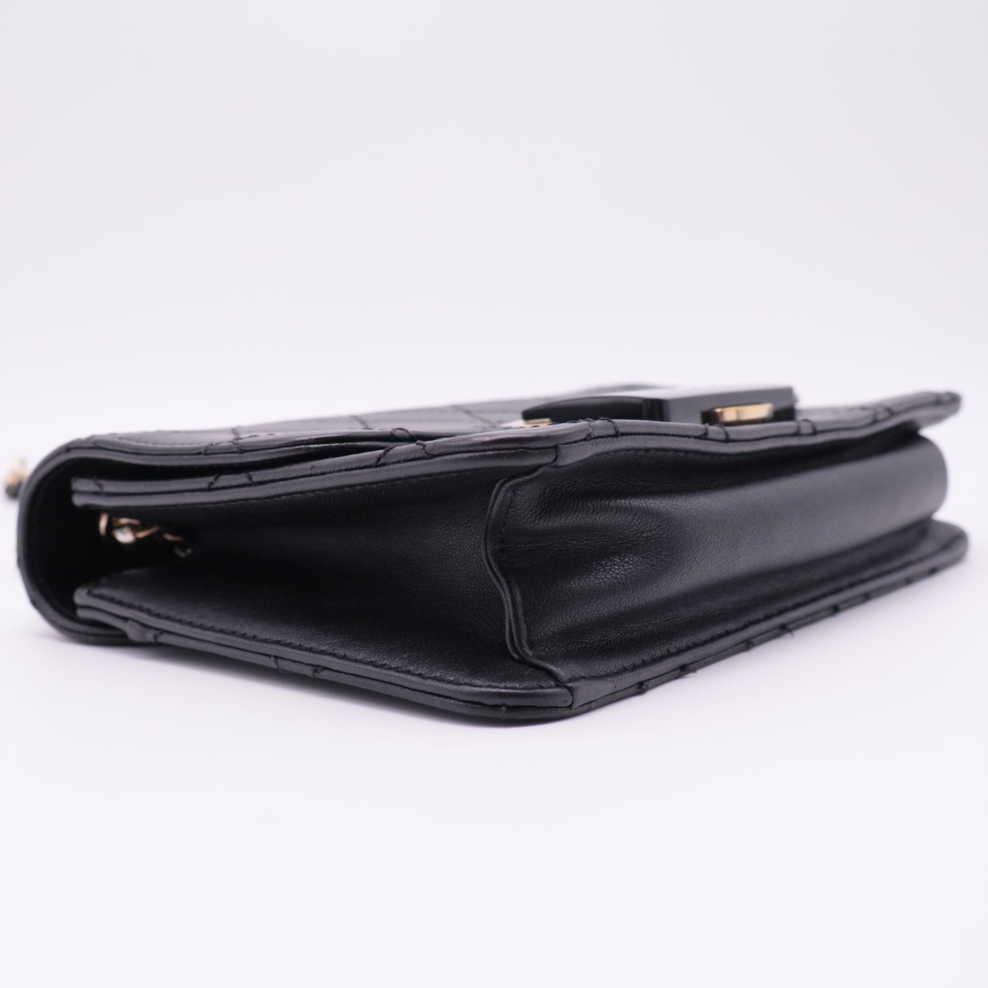 Beauty Lock Flap Bag Small