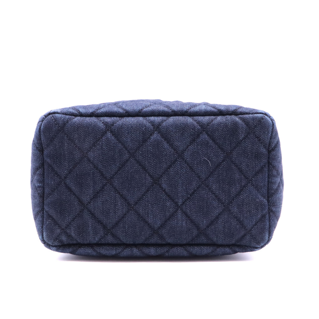 Urban Spirit Drawstring Bag Quilted Denim Small