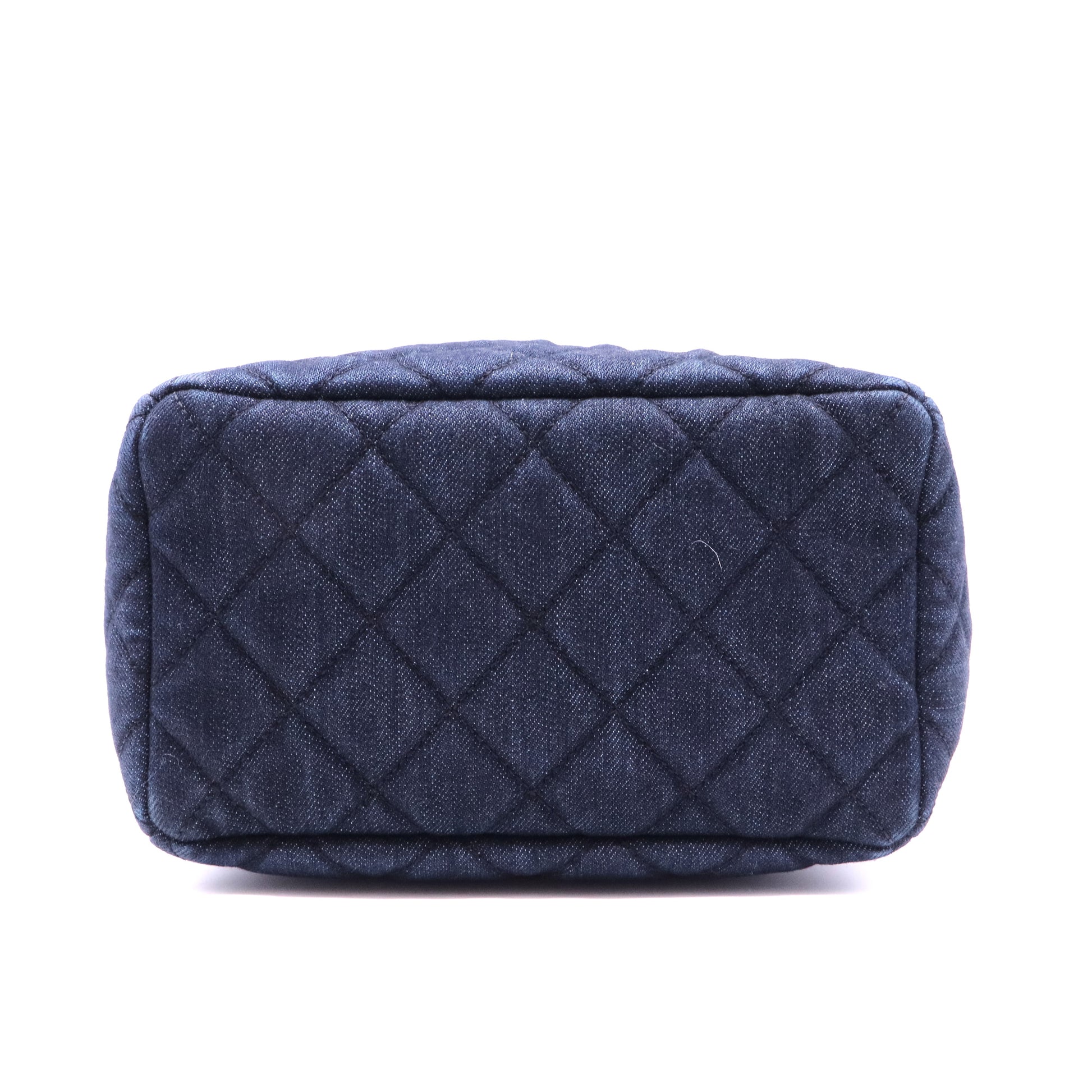 Urban Spirit Drawstring Bag Quilted Denim Small