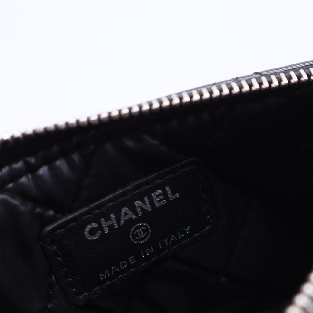 So Black O Case Pouch Quilted Patent Small Twins LDJ3055