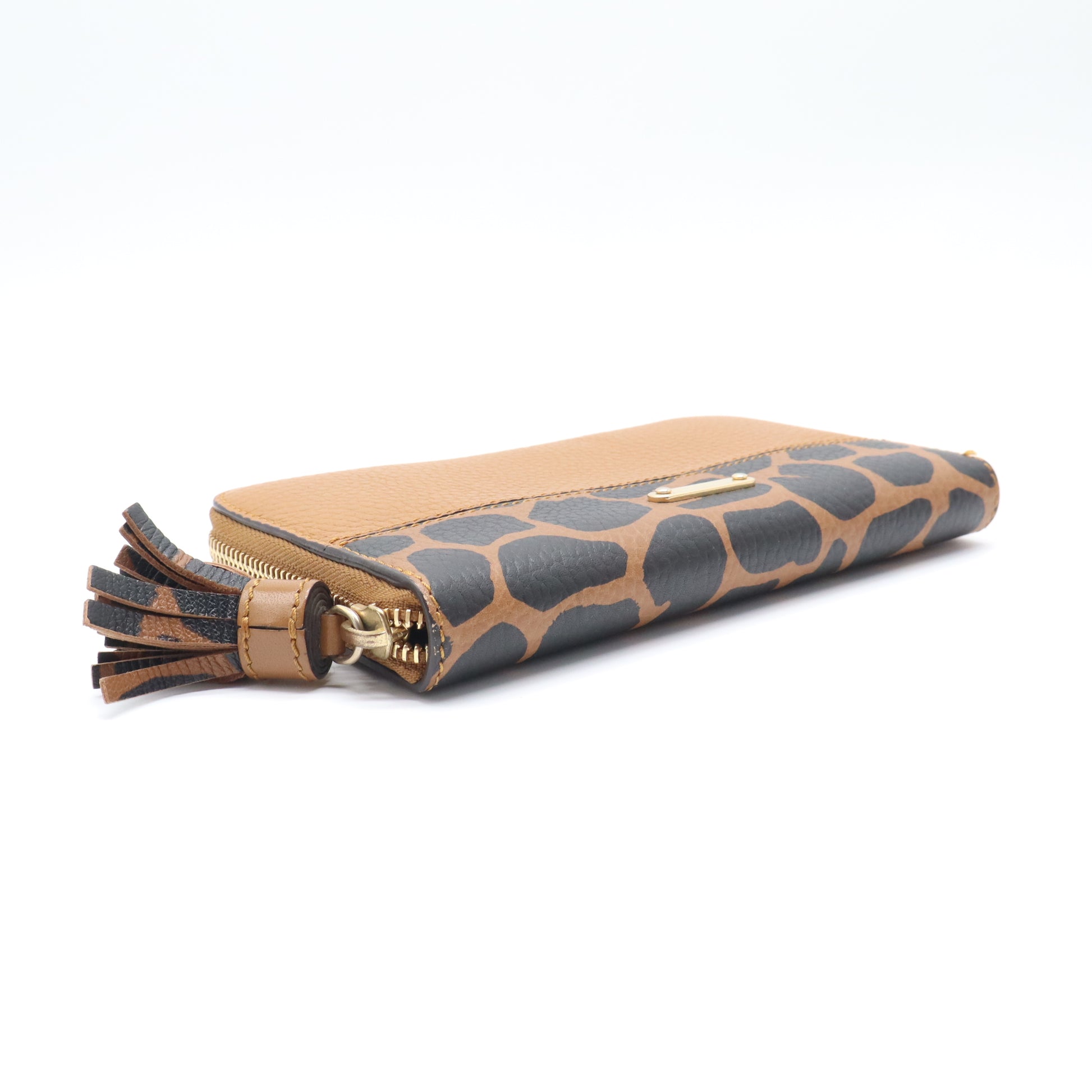 Burberry Giraffe Print Grainy Leather Zip Around Long Wallet W21658