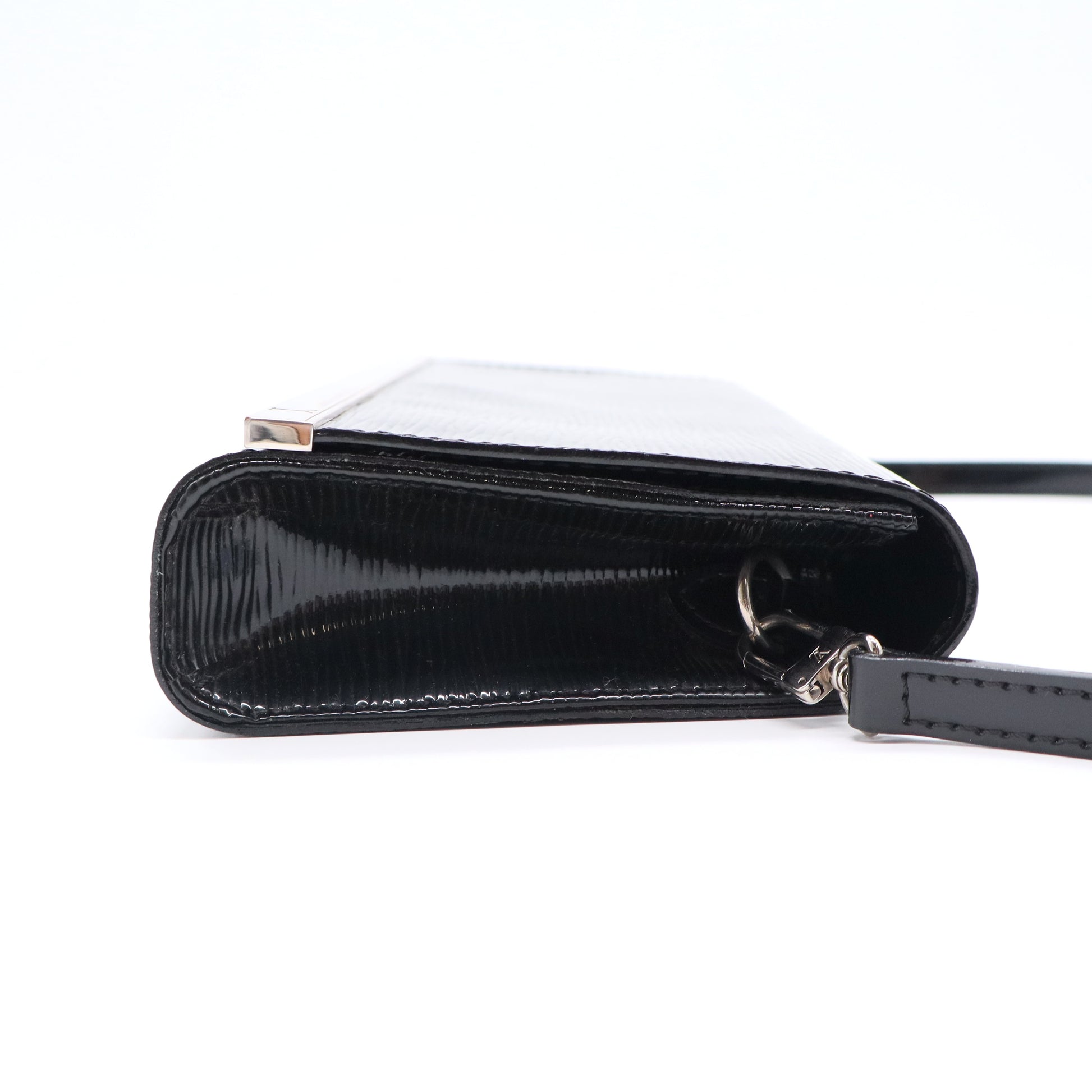 Epi Sevigne Clutch Black Gisel