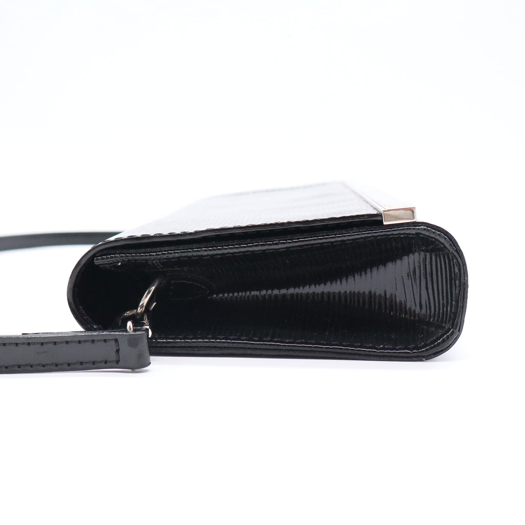 Epi Sevigne Clutch Black Gisel