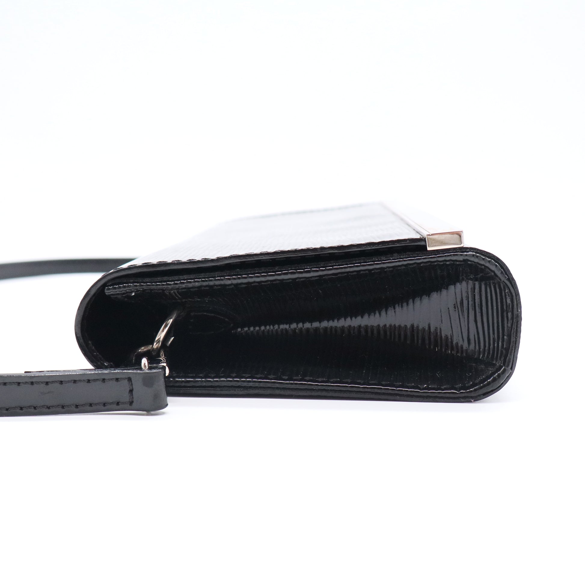 Epi Sevigne Clutch Black Gisel