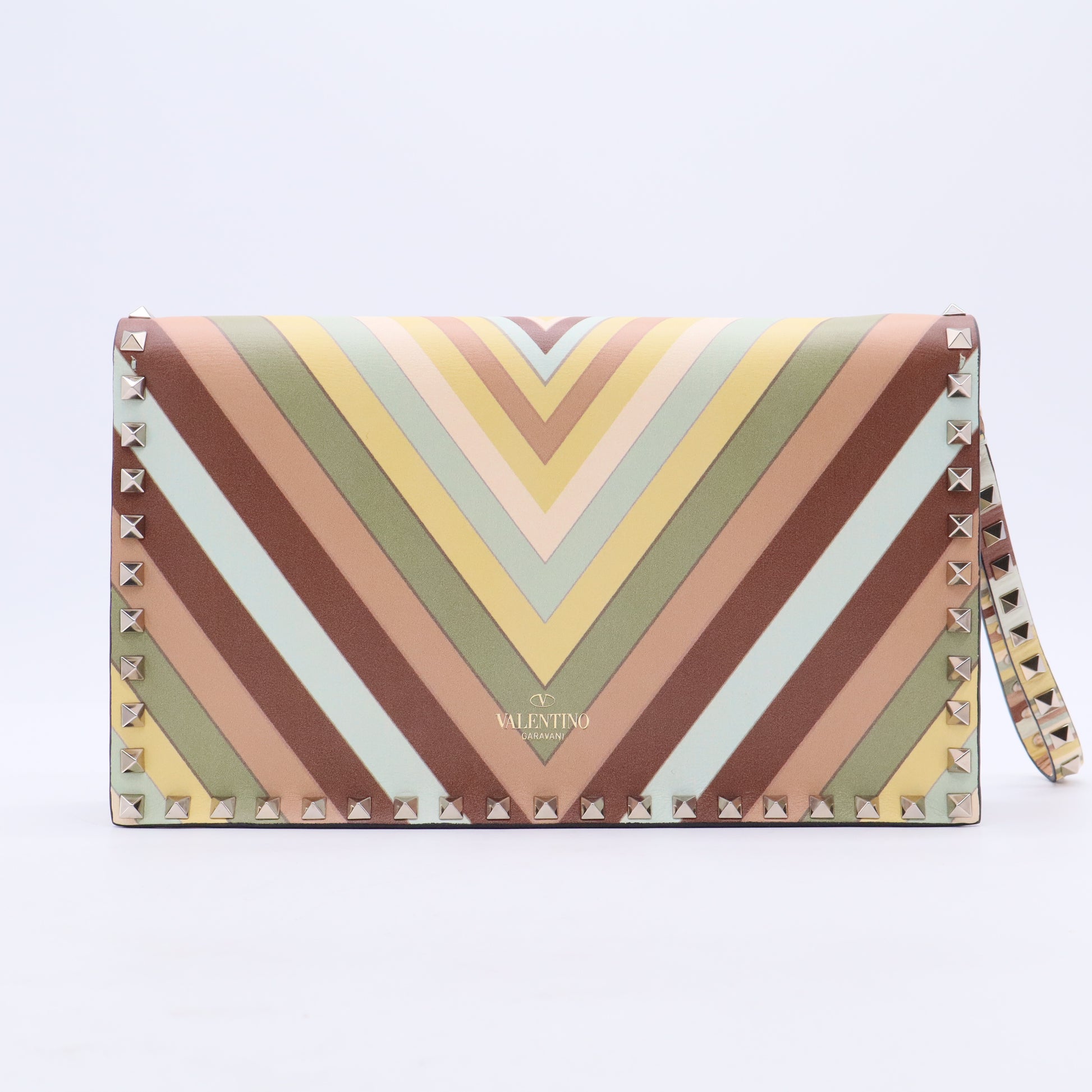 Rockstud Leather Rockstud Flap Wristlet Clutch Medium W20423