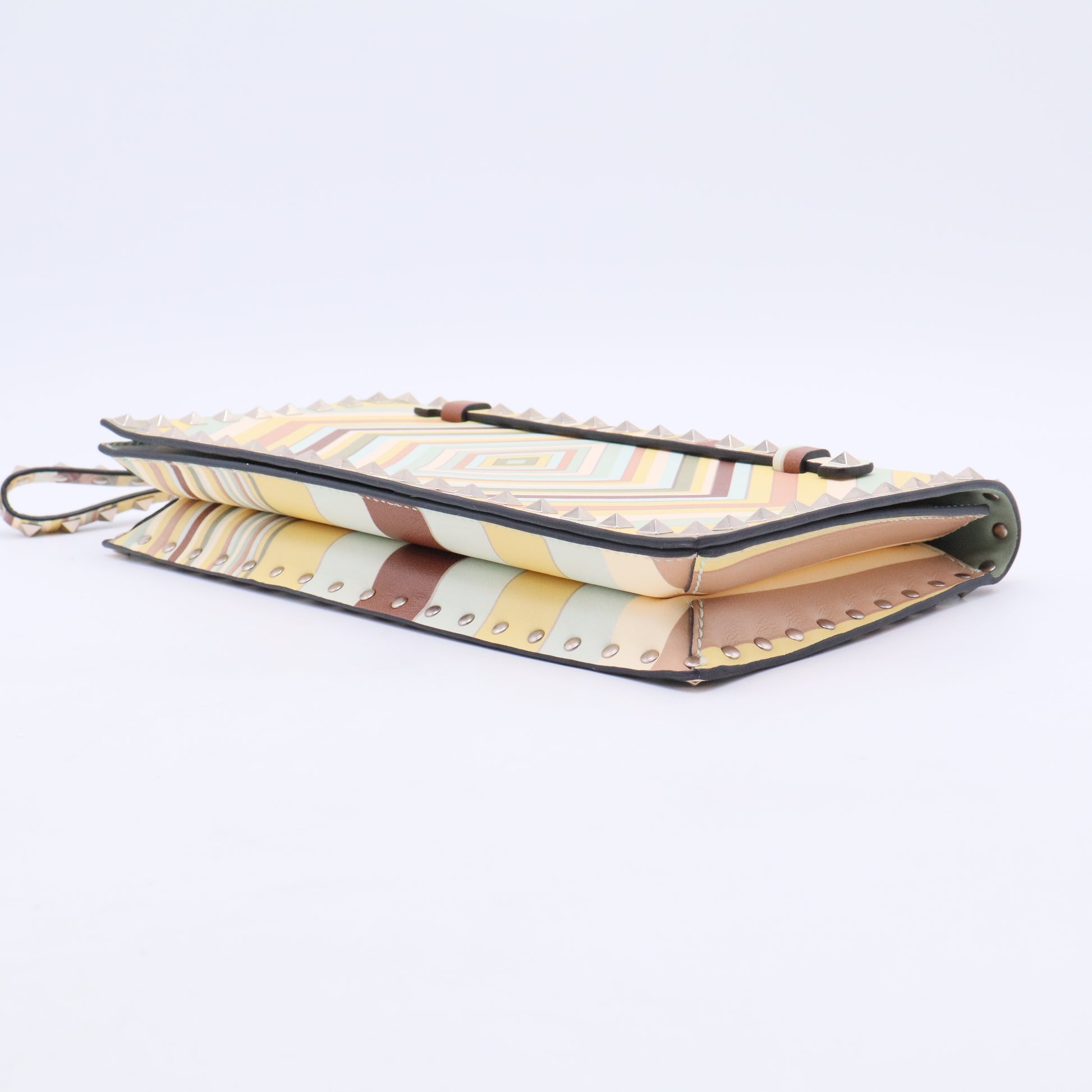 Rockstud Leather Rockstud Flap Wristlet Clutch Medium W20423
