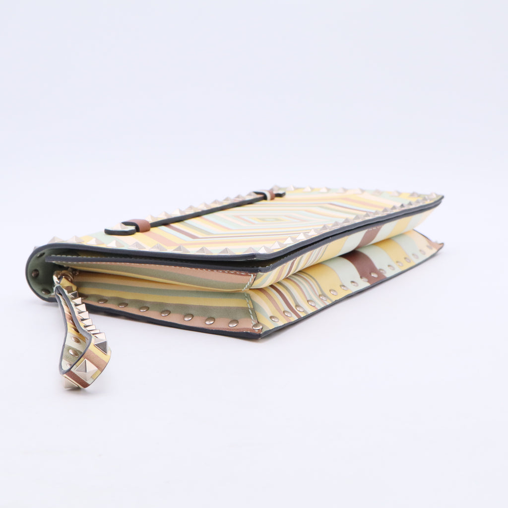 Rockstud Leather Rockstud Flap Wristlet Clutch Medium W20423