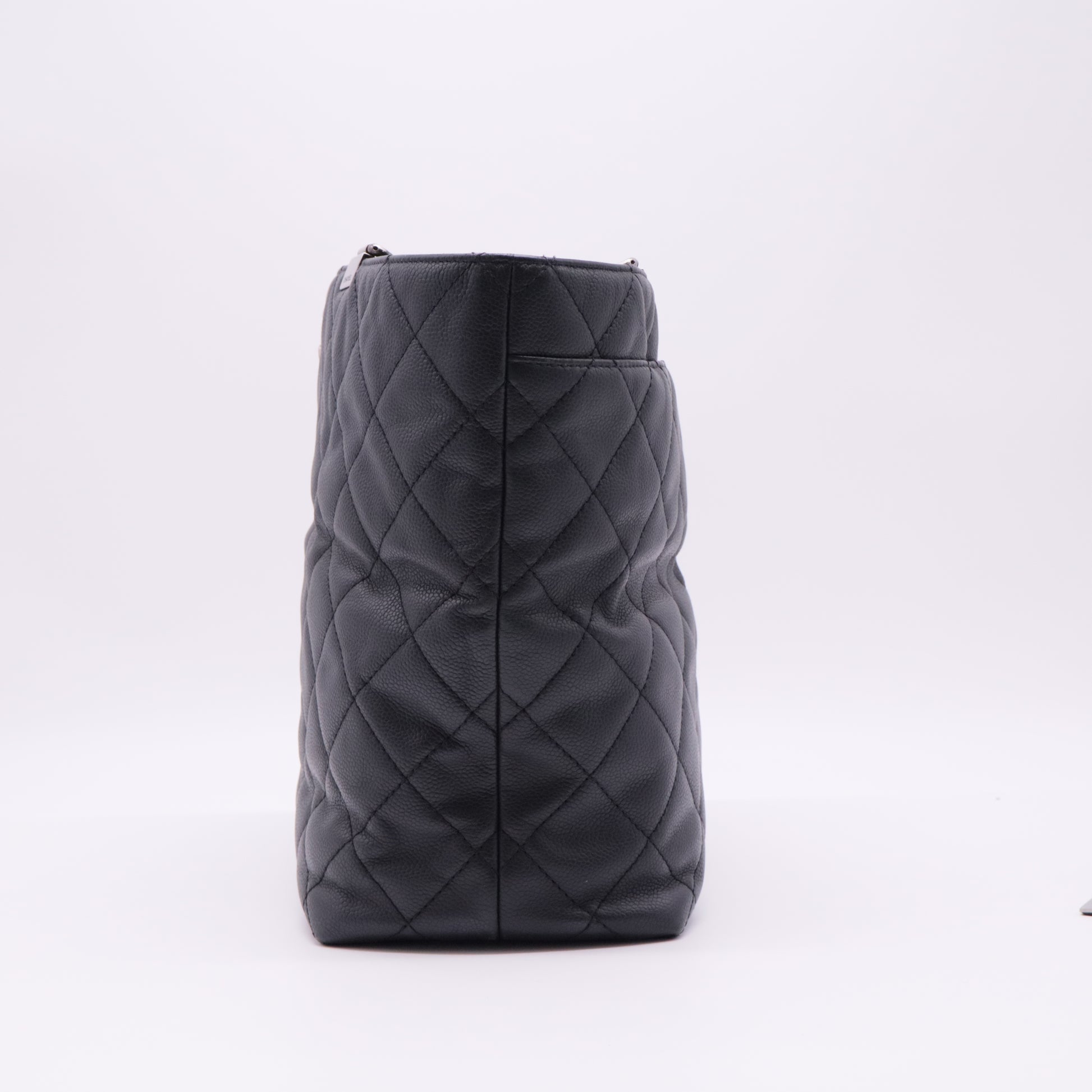 Caviar Shopping In Chains Tote twins