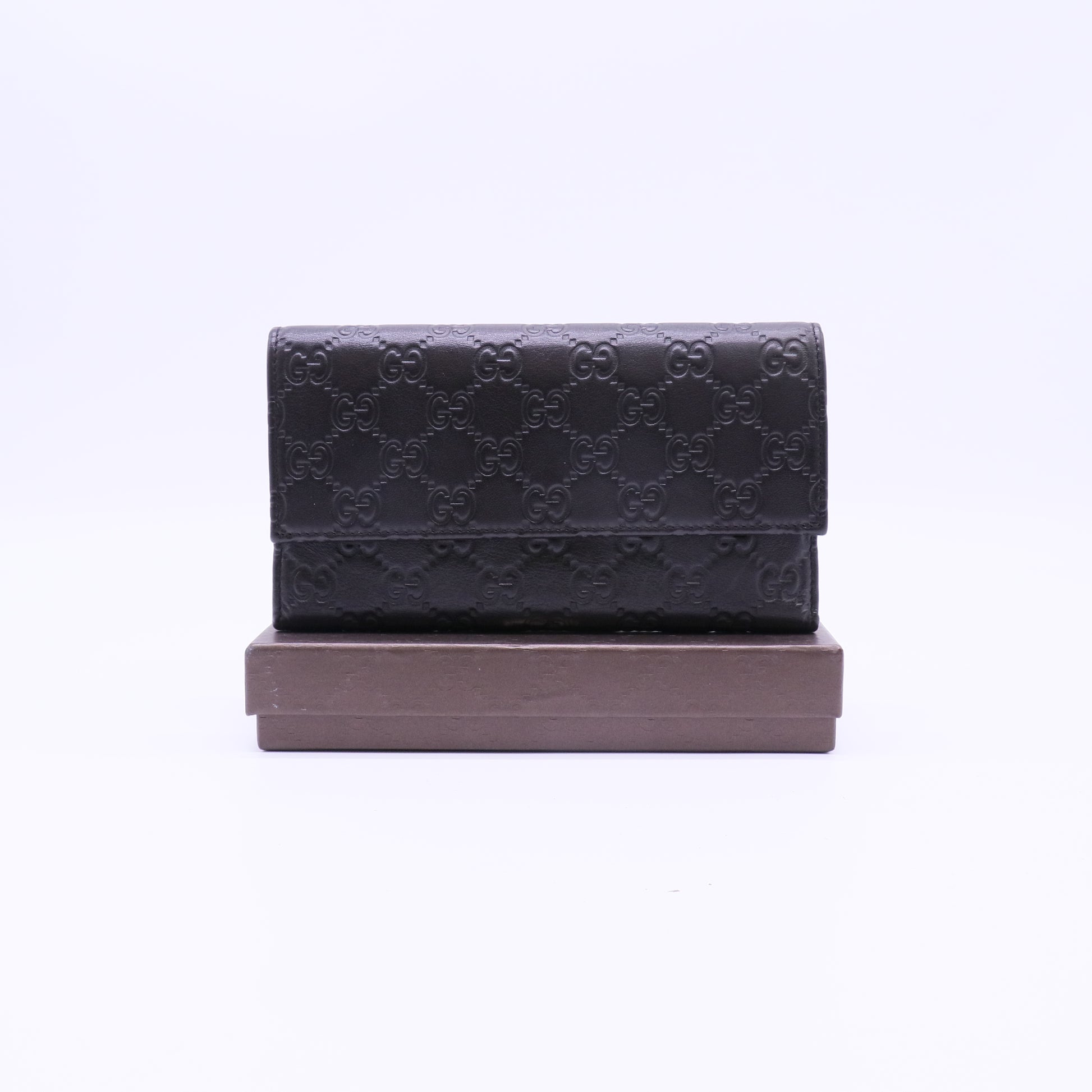 Gucci Guccissima Flap Wallet W21881
