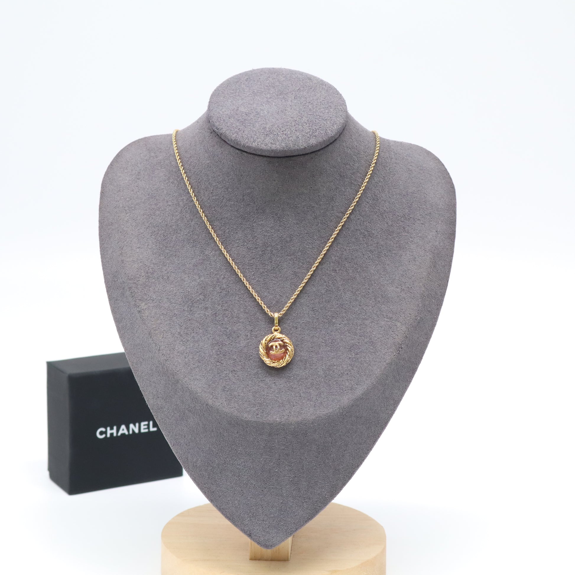 CHANEL CC Logo Large Round Pendant Necklace W21988