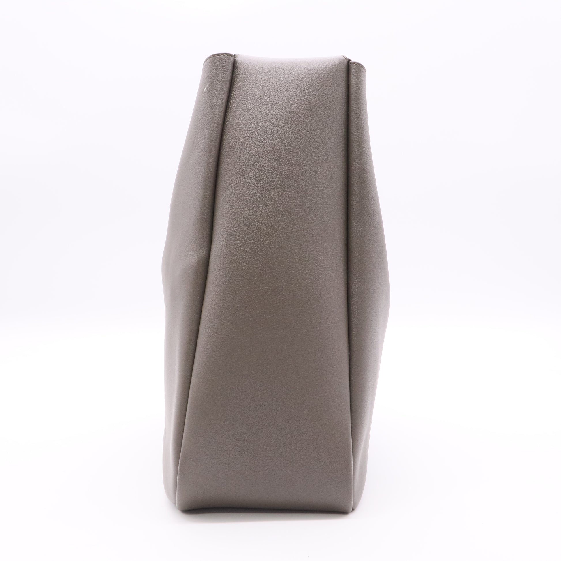Year2024 Supple Calfskin Large Le 5 A 7 Soft Hobo Dusty Grey twins