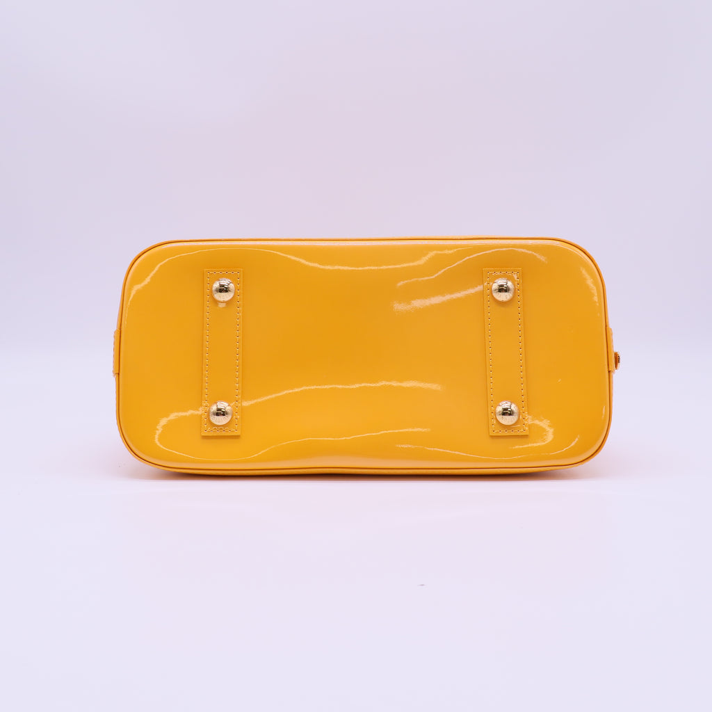 Louis Vuitton Jaune Passion Monogram Vernis Alma PM Bag B22589