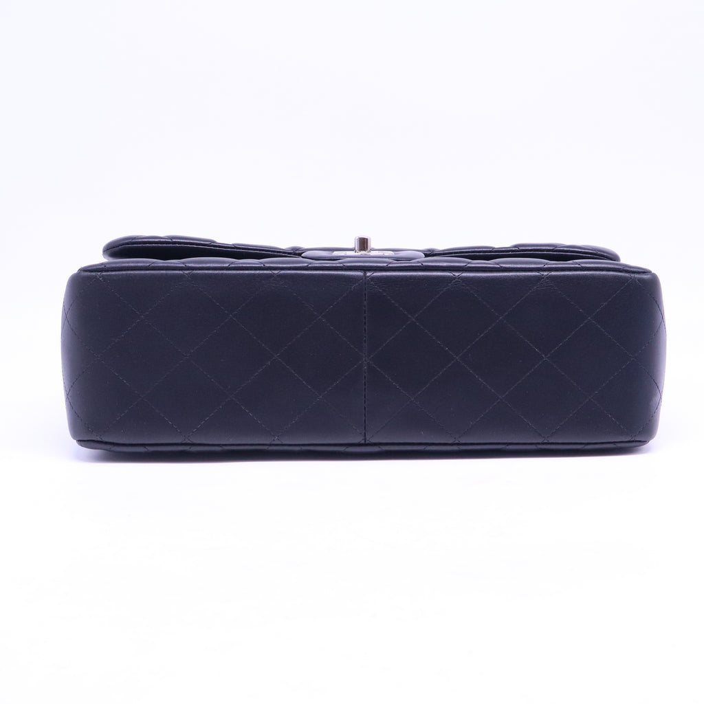 Jumbo Classic Double Flap Bag  B21349