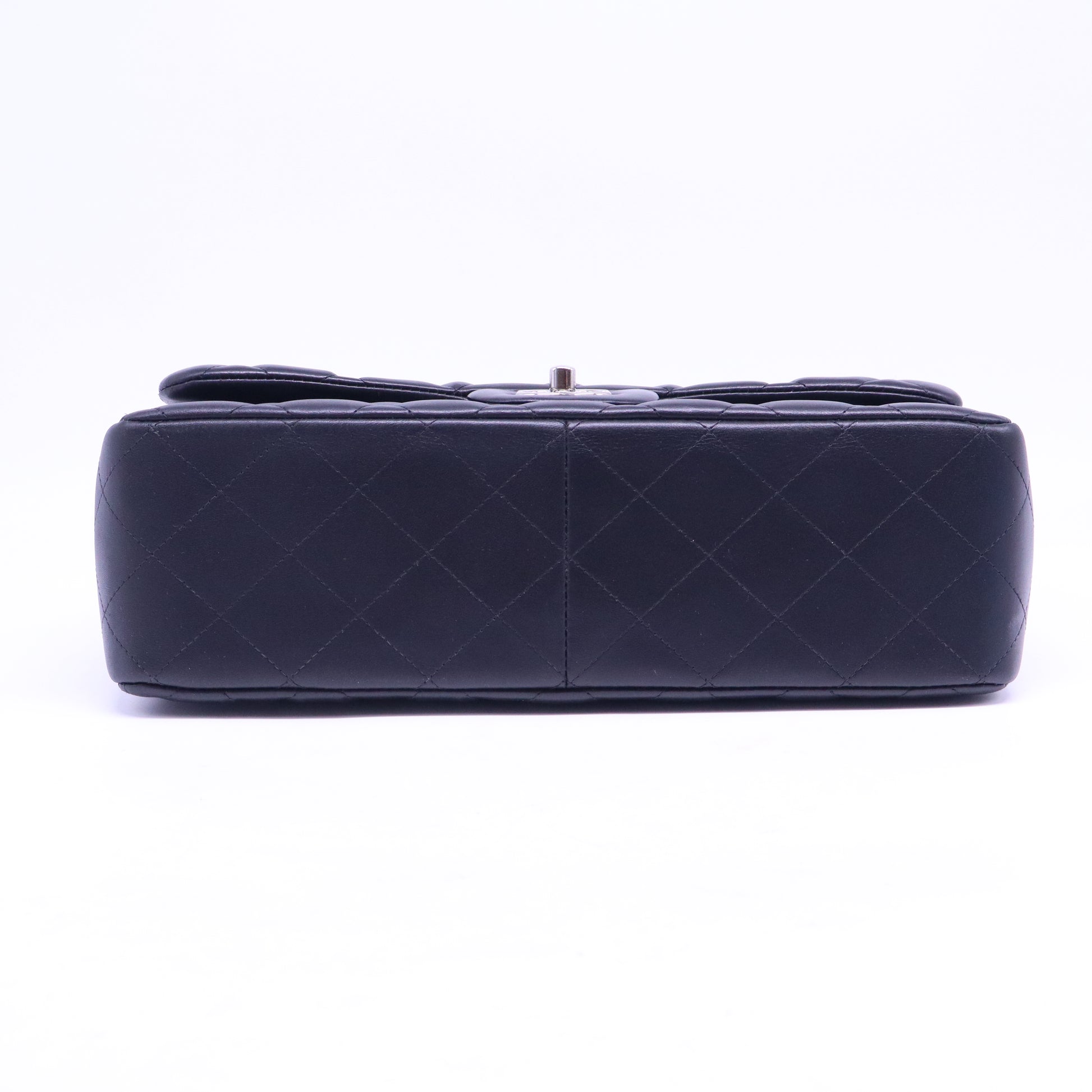 Jumbo Classic Double Flap Bag  B21349