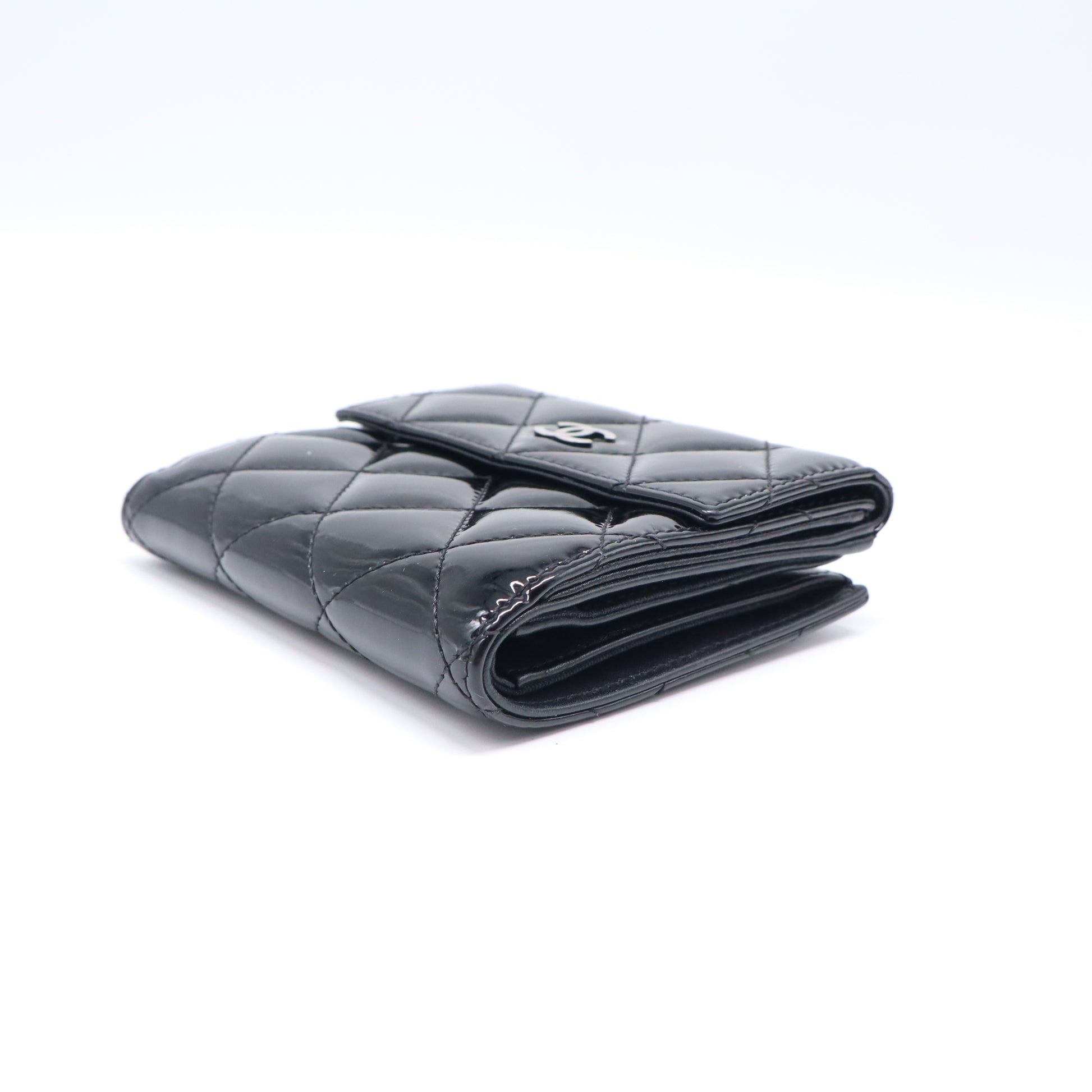 Chanel Patent Quilted Small Flap Wallet W21629