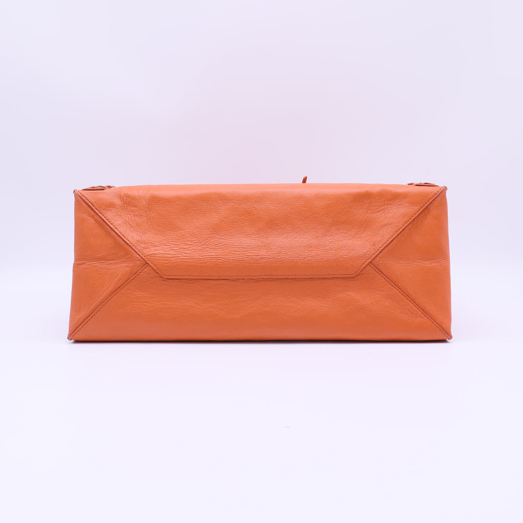 Papier A4 Classic Studs Bag Leather Medium B22600
