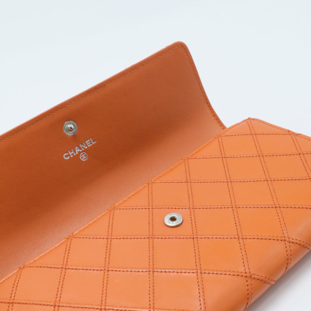 Interlocking CC Logo Wallet