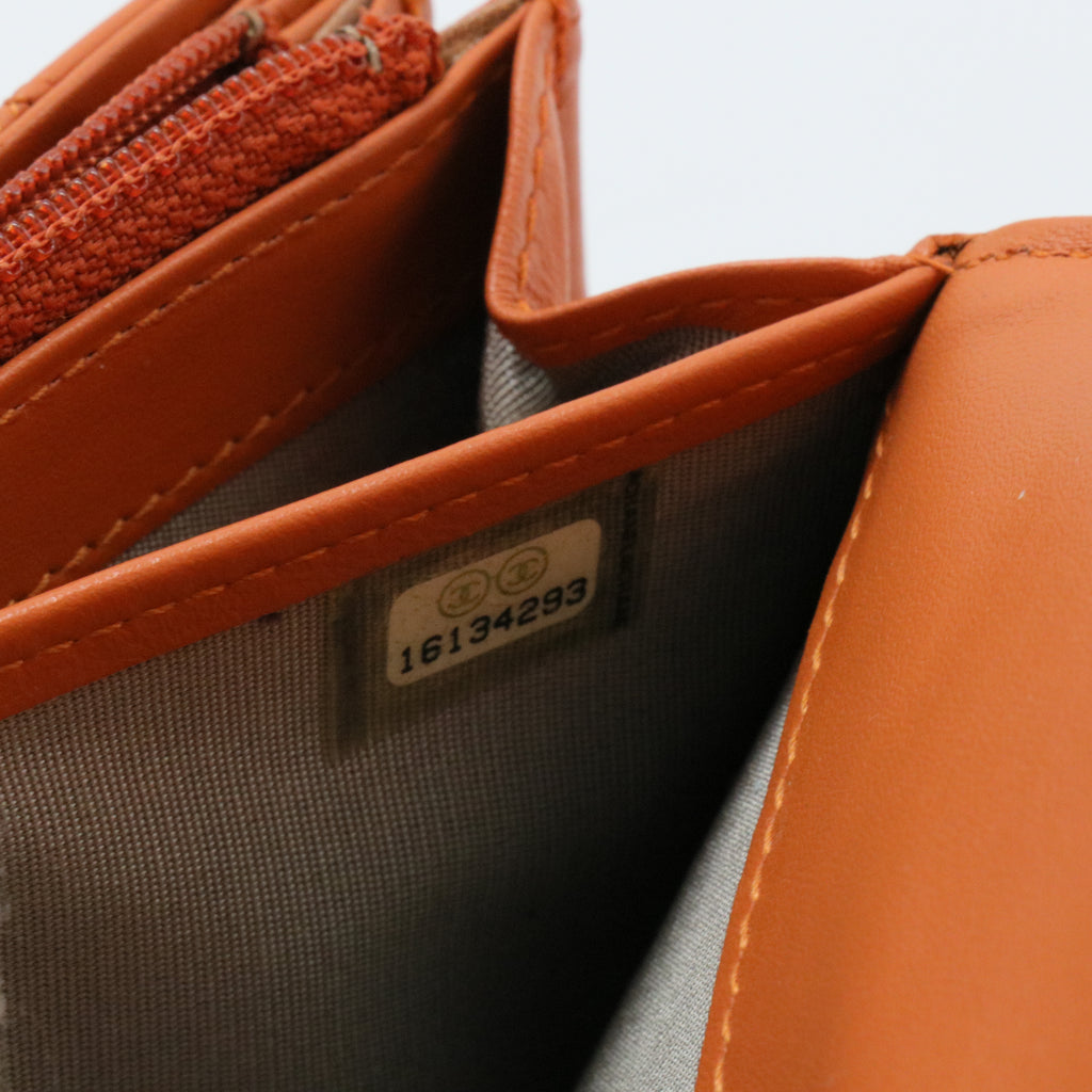 Interlocking CC Logo Wallet