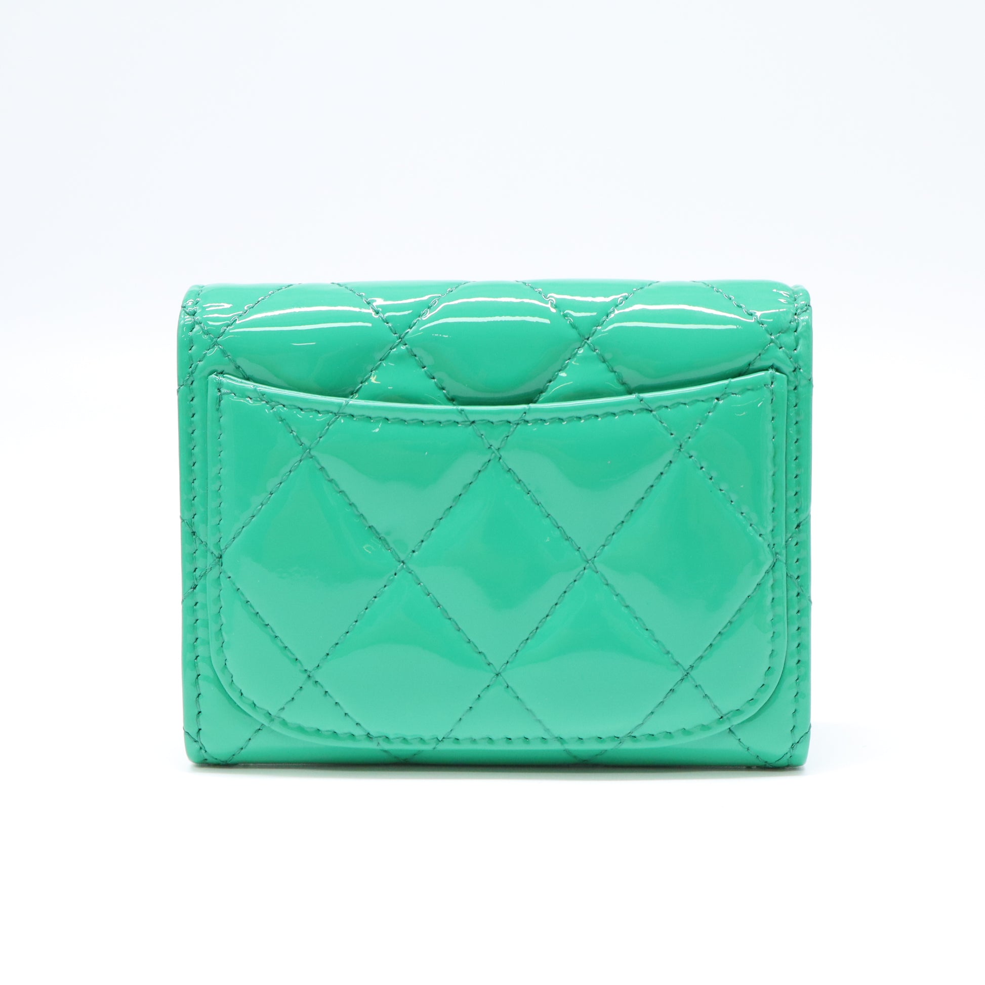 Classic Flap Quilted Patent Leather Card Case W21848