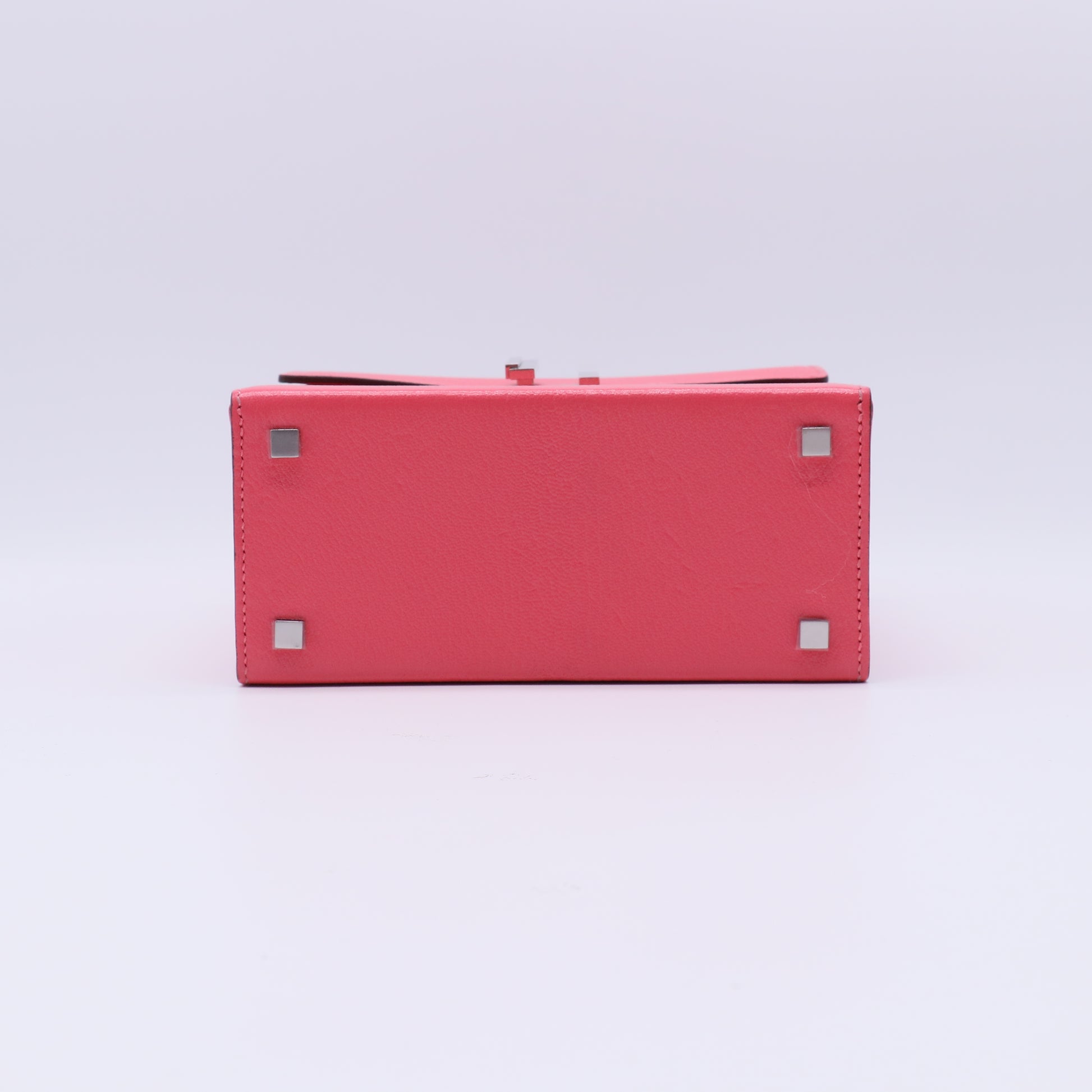 Hermès Cinhetic Boxy Bag B22087
