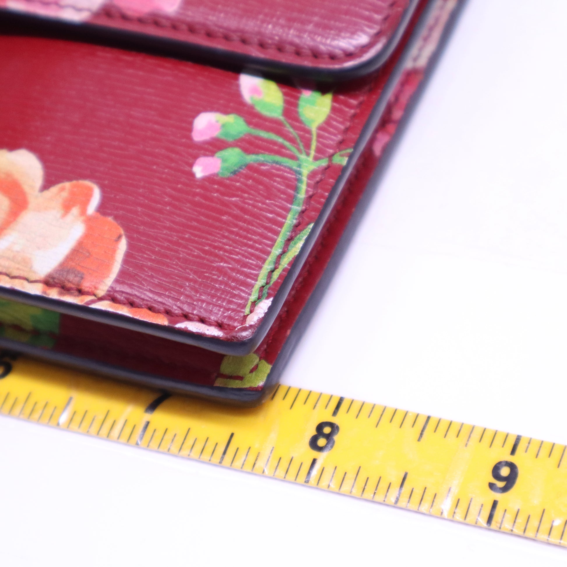 Gucci Shanghai Blooms Chain Wallet B20969