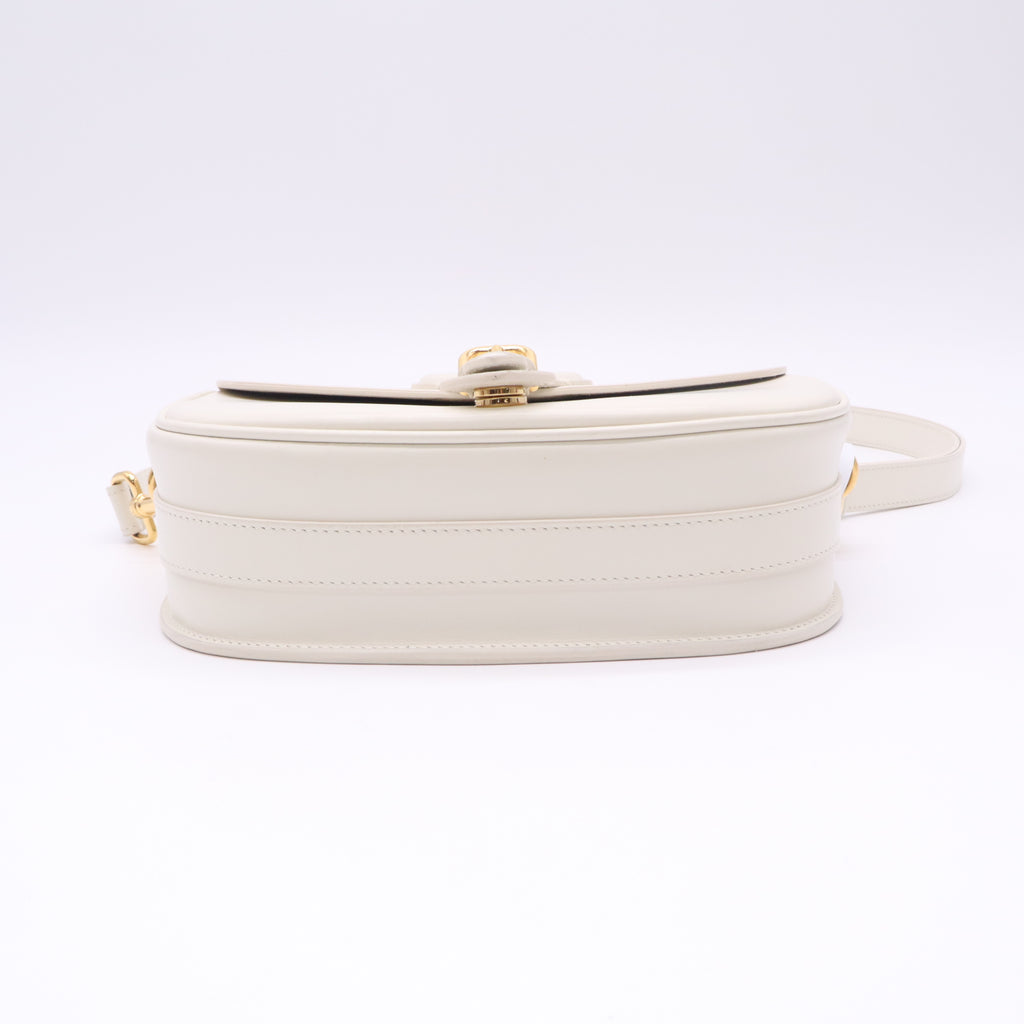 Box Calfskin Medium Bobby Flap Latte B23352