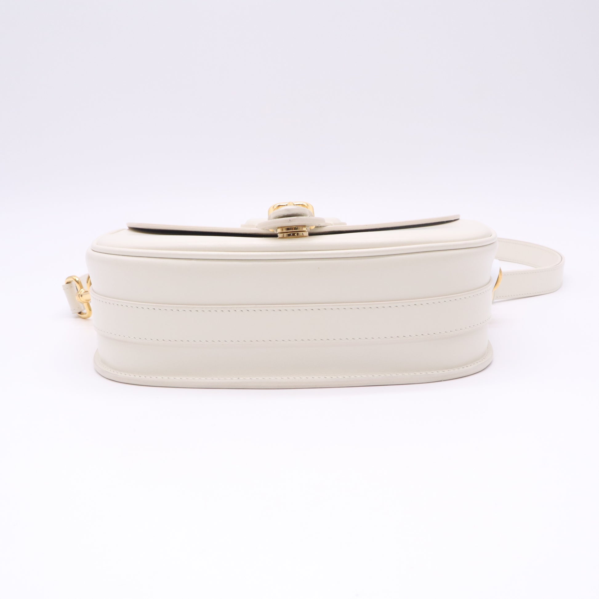 Box Calfskin Medium Bobby Flap Latte B23352
