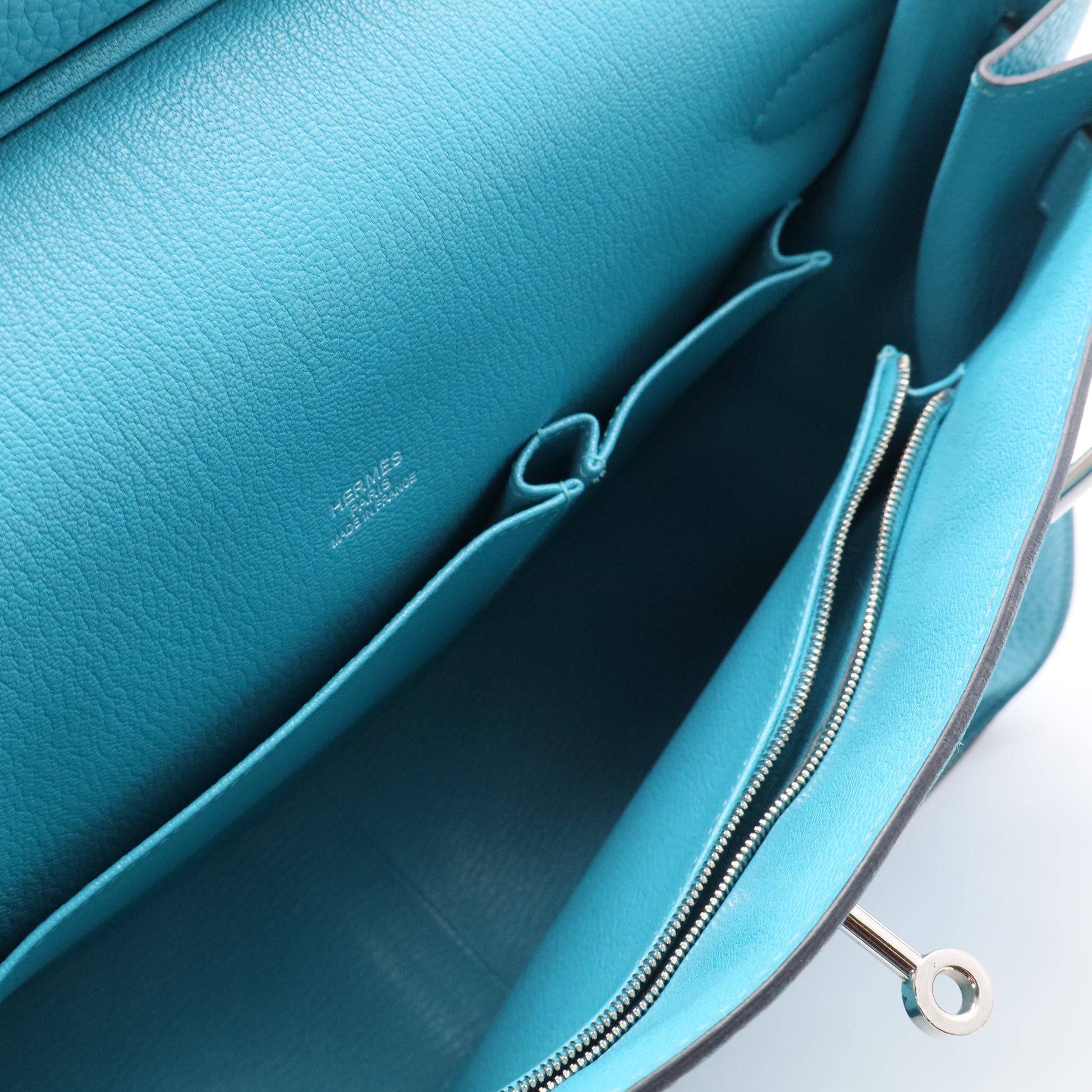 Jypsiere leather crossbody bag B20352