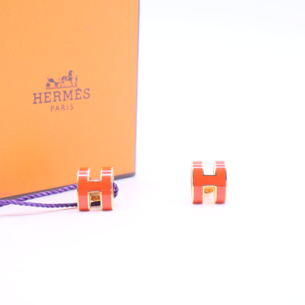 Pop H earrings  W20392