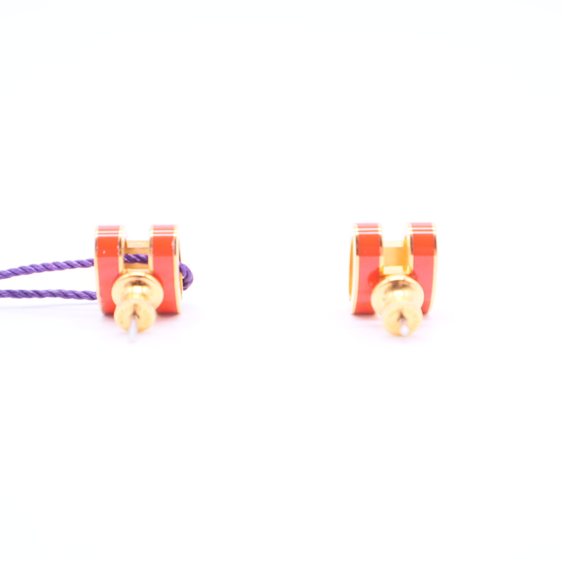 Pop H earrings  W20392