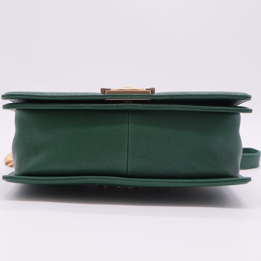 Caviar Quilted Medium Boy Flap Green twins